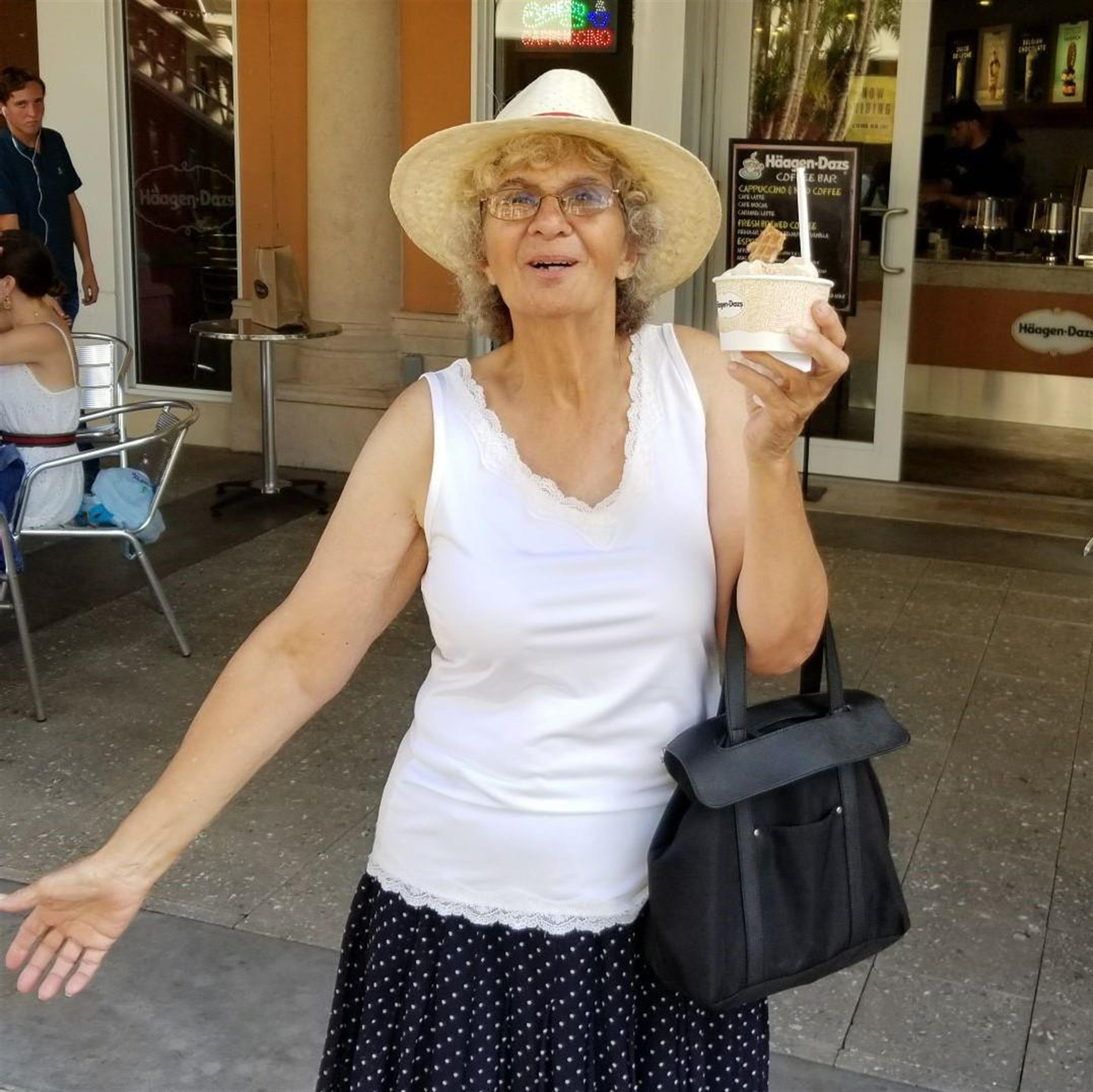 Vera Lucia Simoes Buono