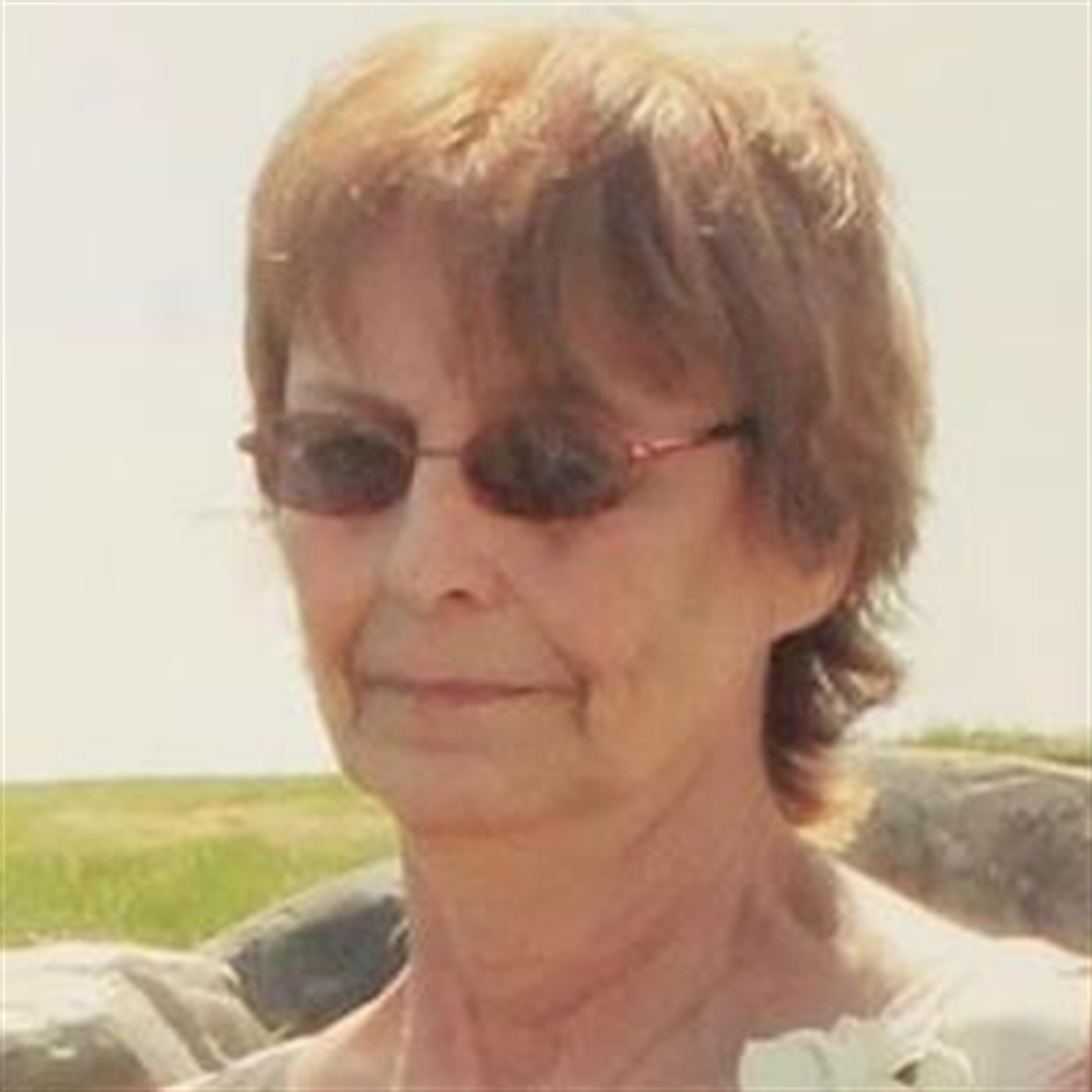 Jeannette June Roelofs