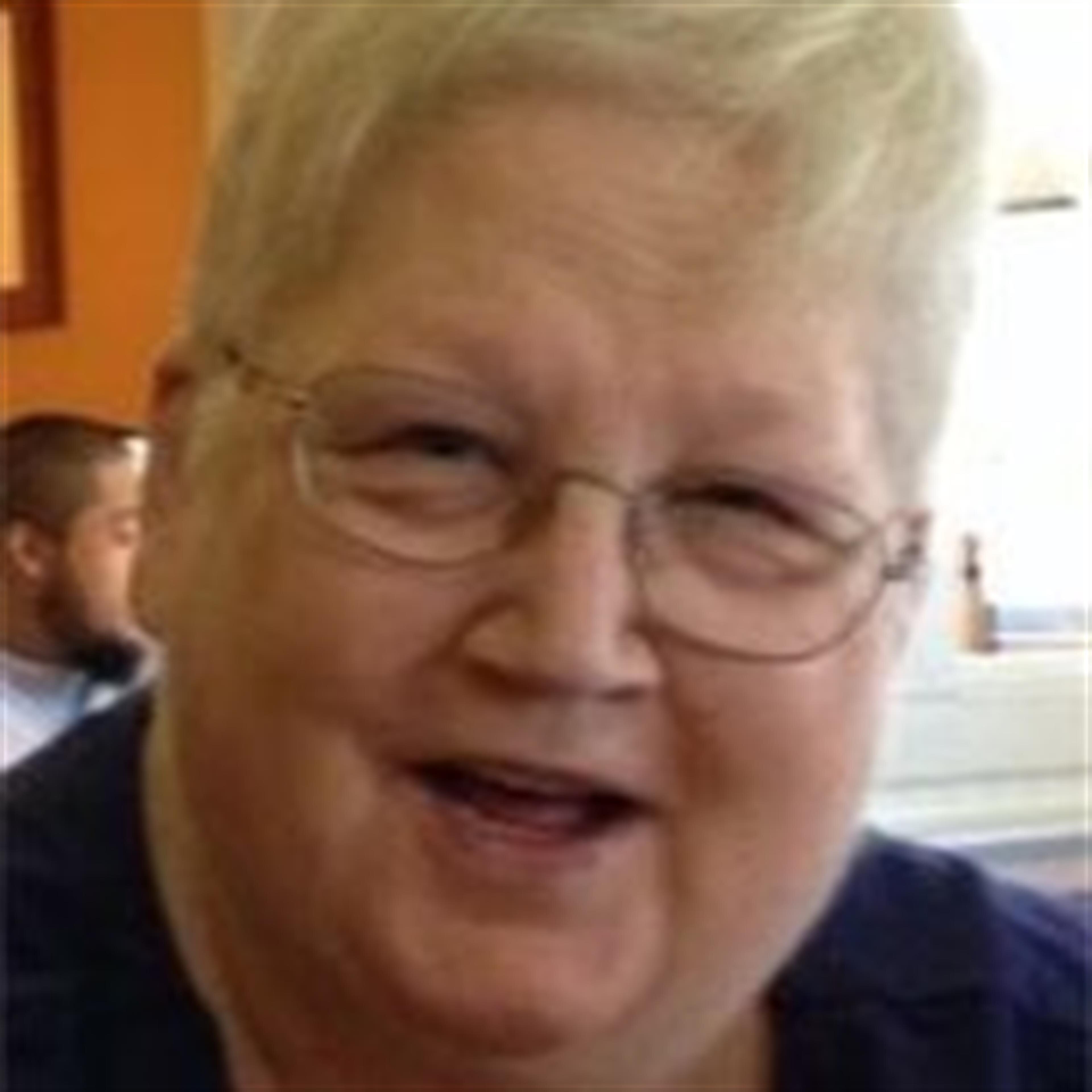 Debra Decou