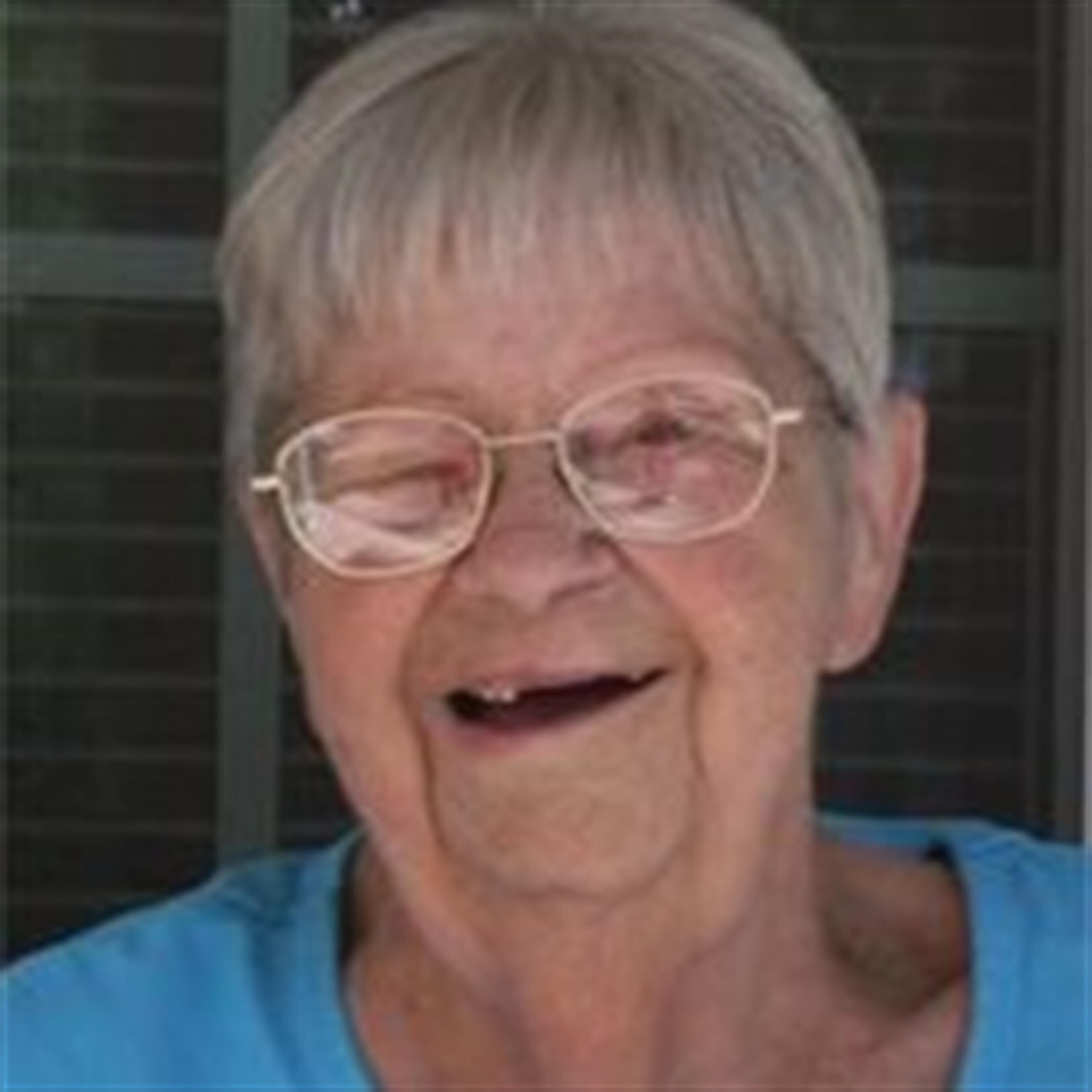 Essie  Mae Miller Quirk
