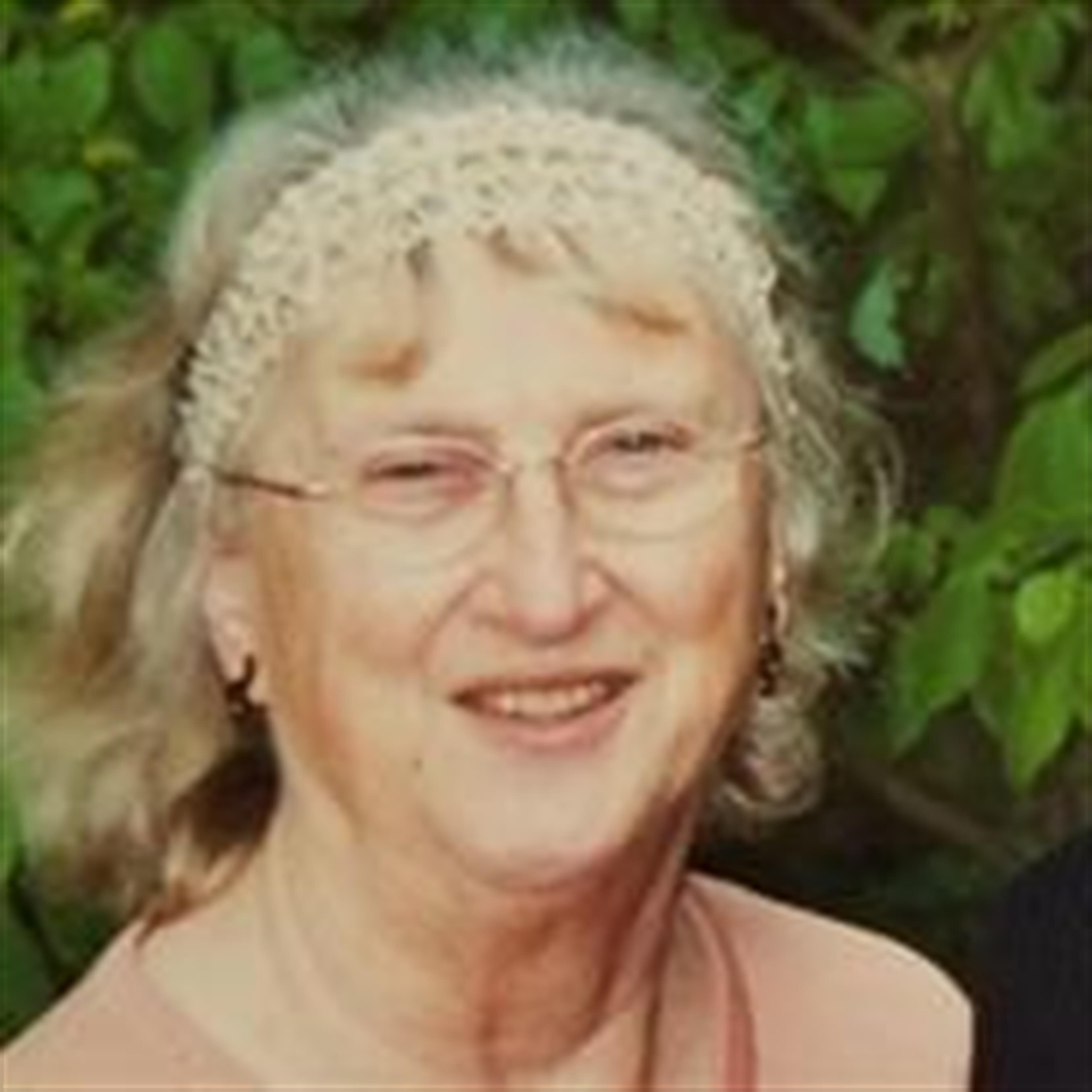 Carolyn  G Shears