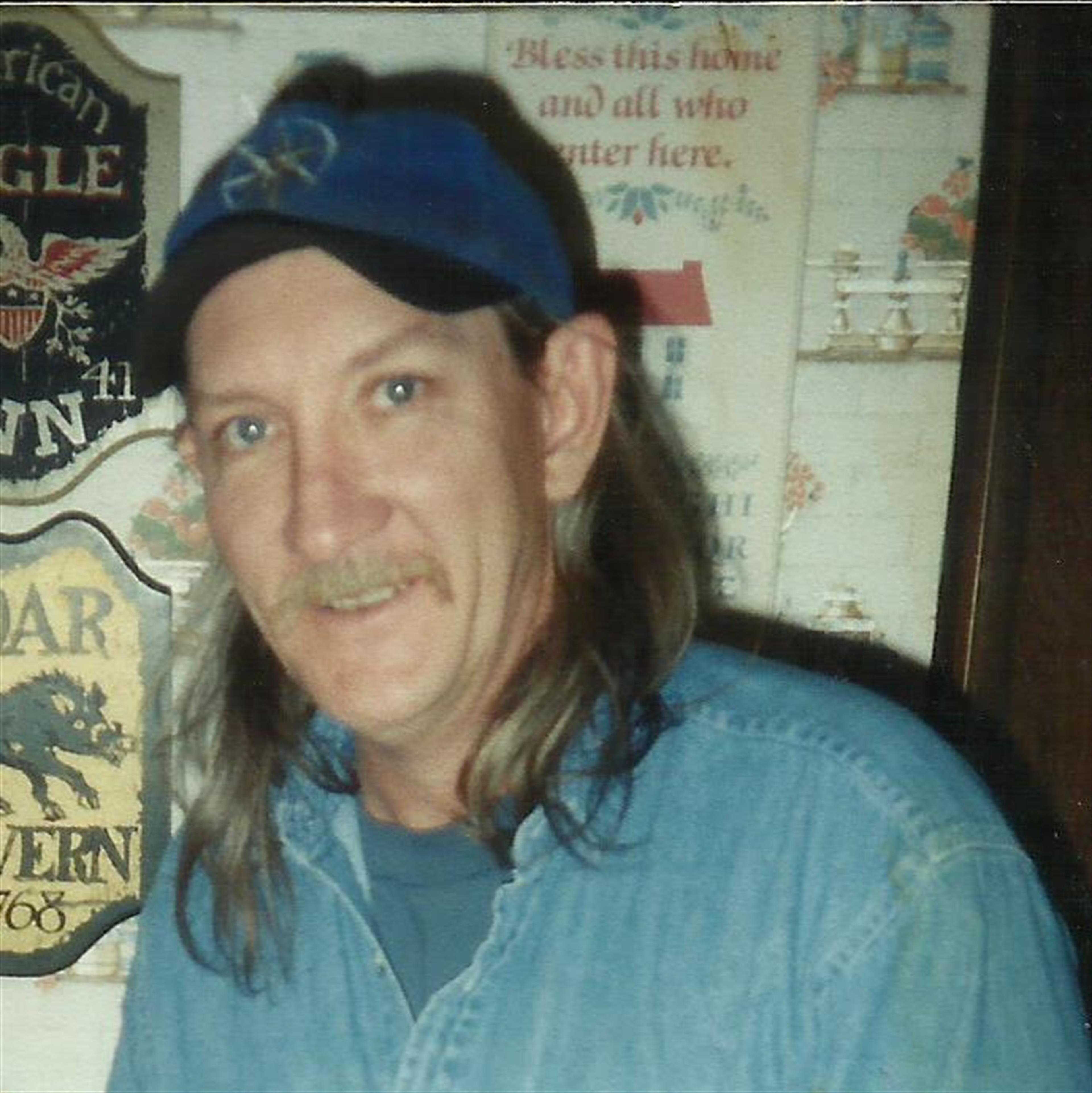 Robert Wayne  Davis