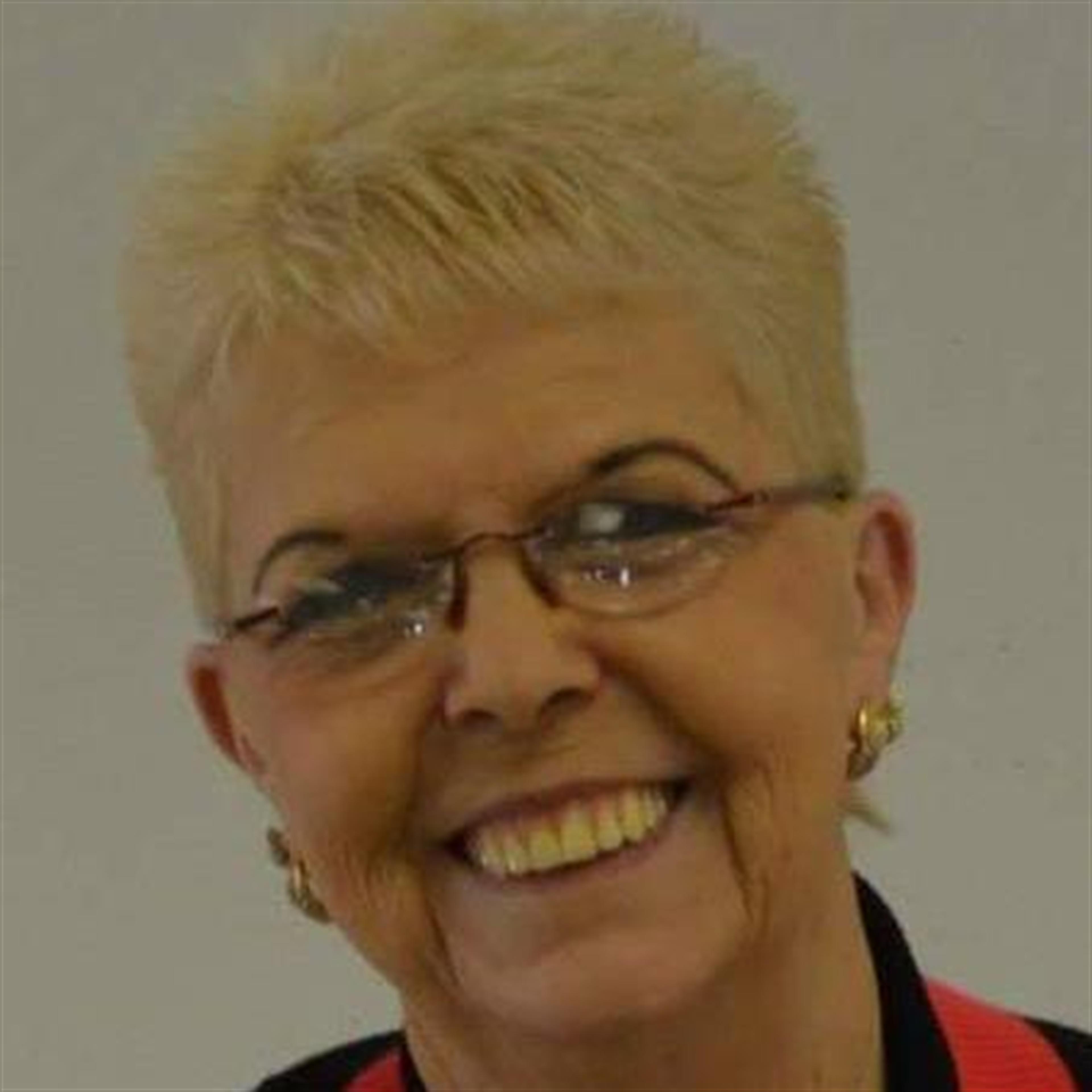 Bonnie M Ginnings (Lebanon)