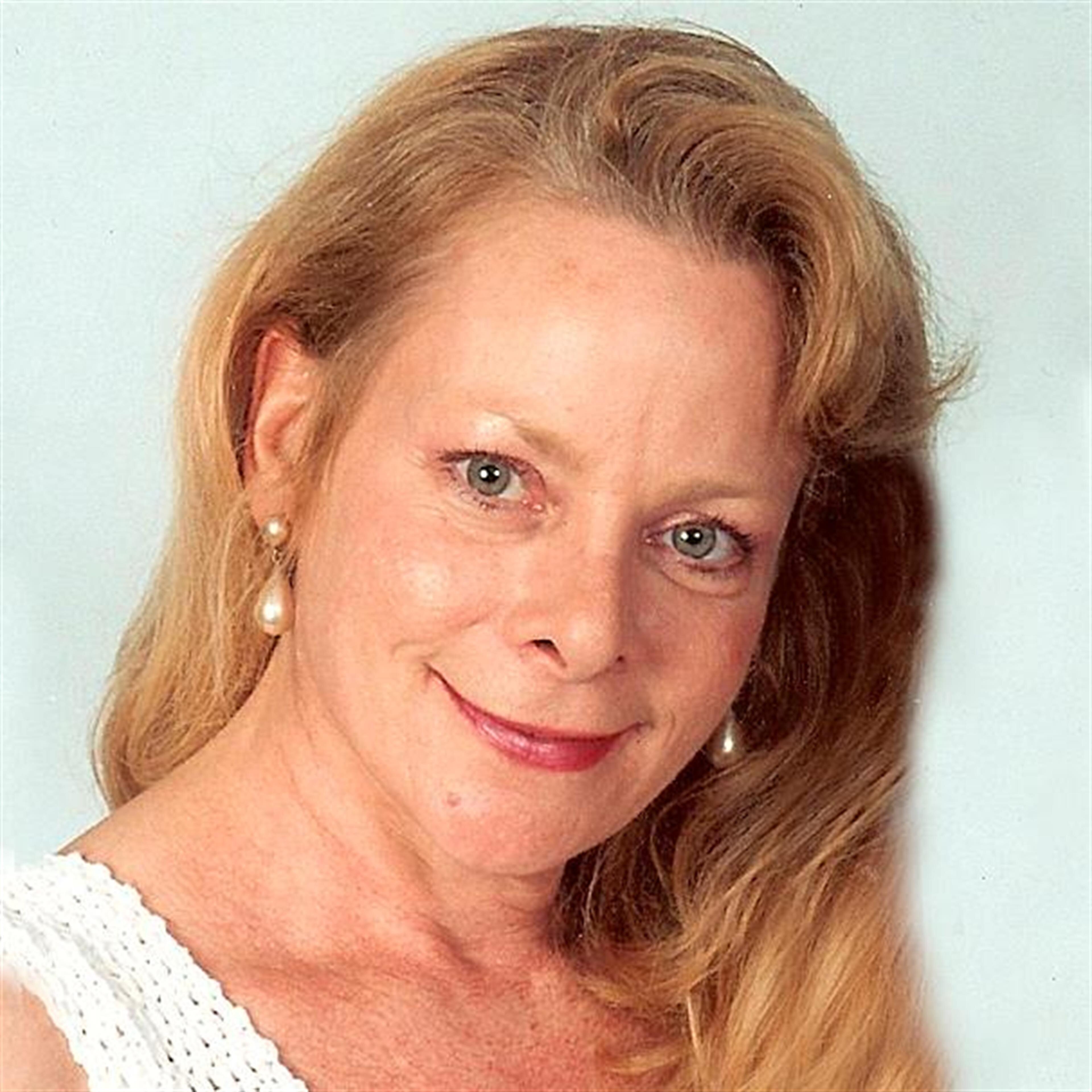 Holly Smith Kennedy