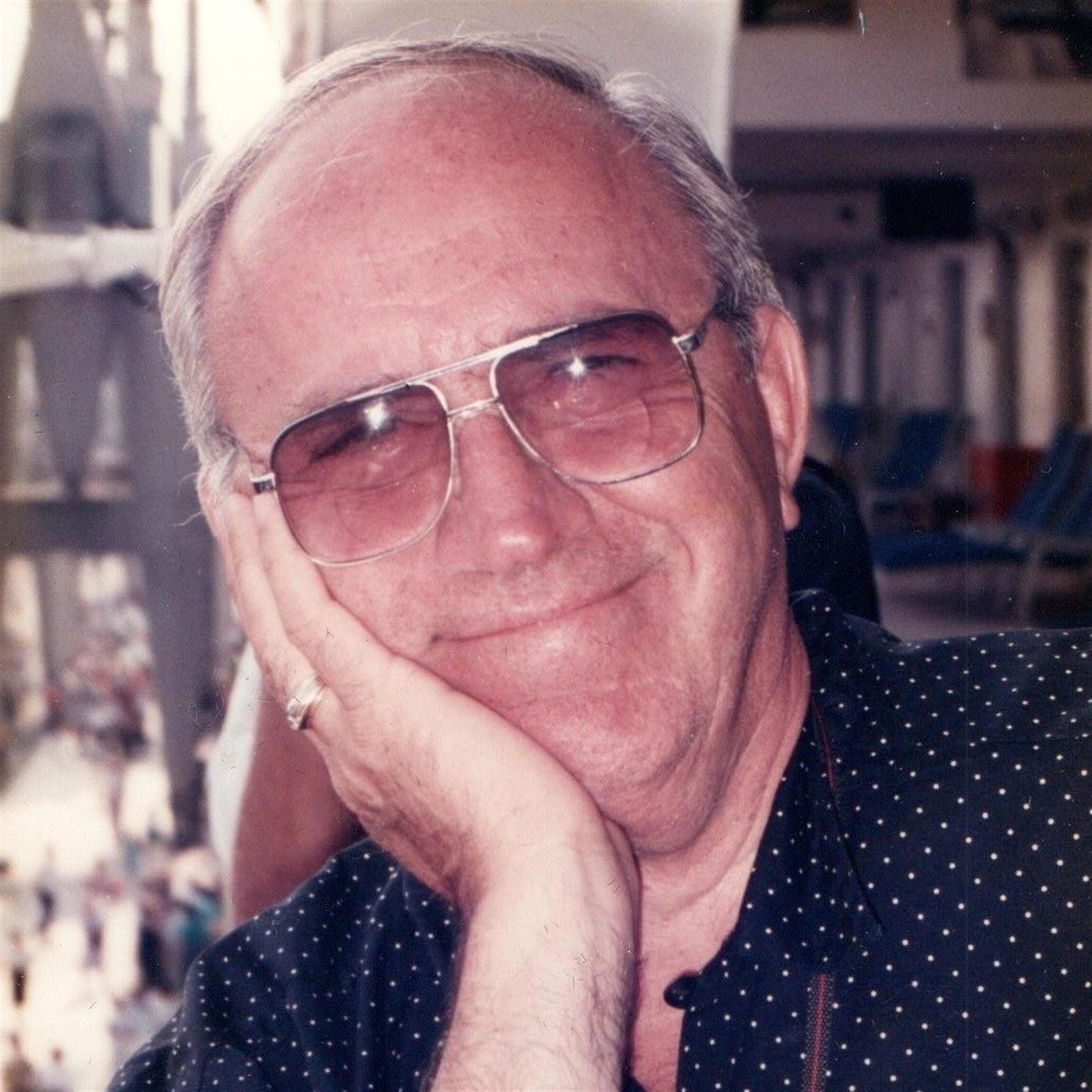 Xenophon "Xen" Zapis