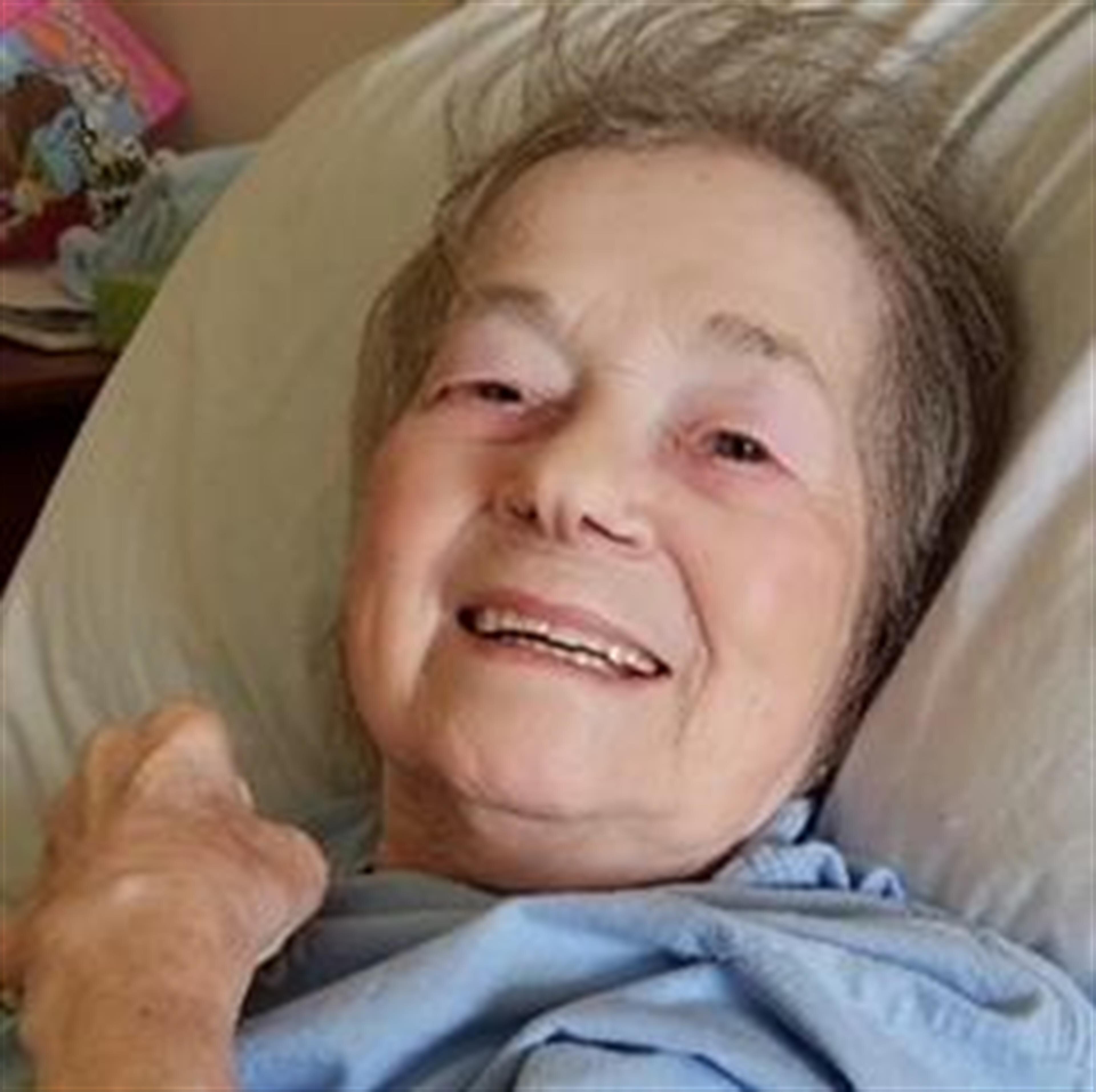 Lillian May Gump (Lebanon)