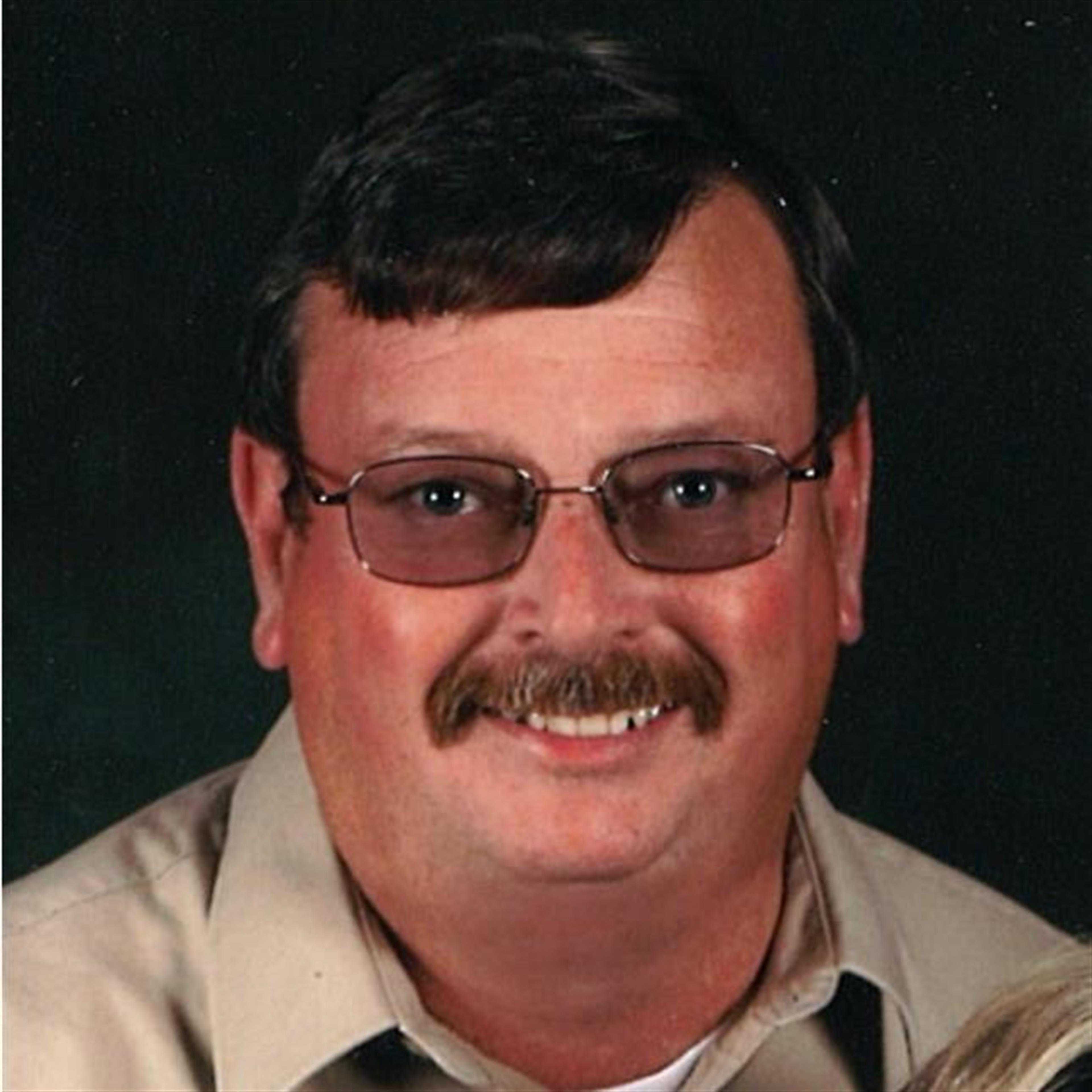 Dennis O'Neal Johnson's obituary picture