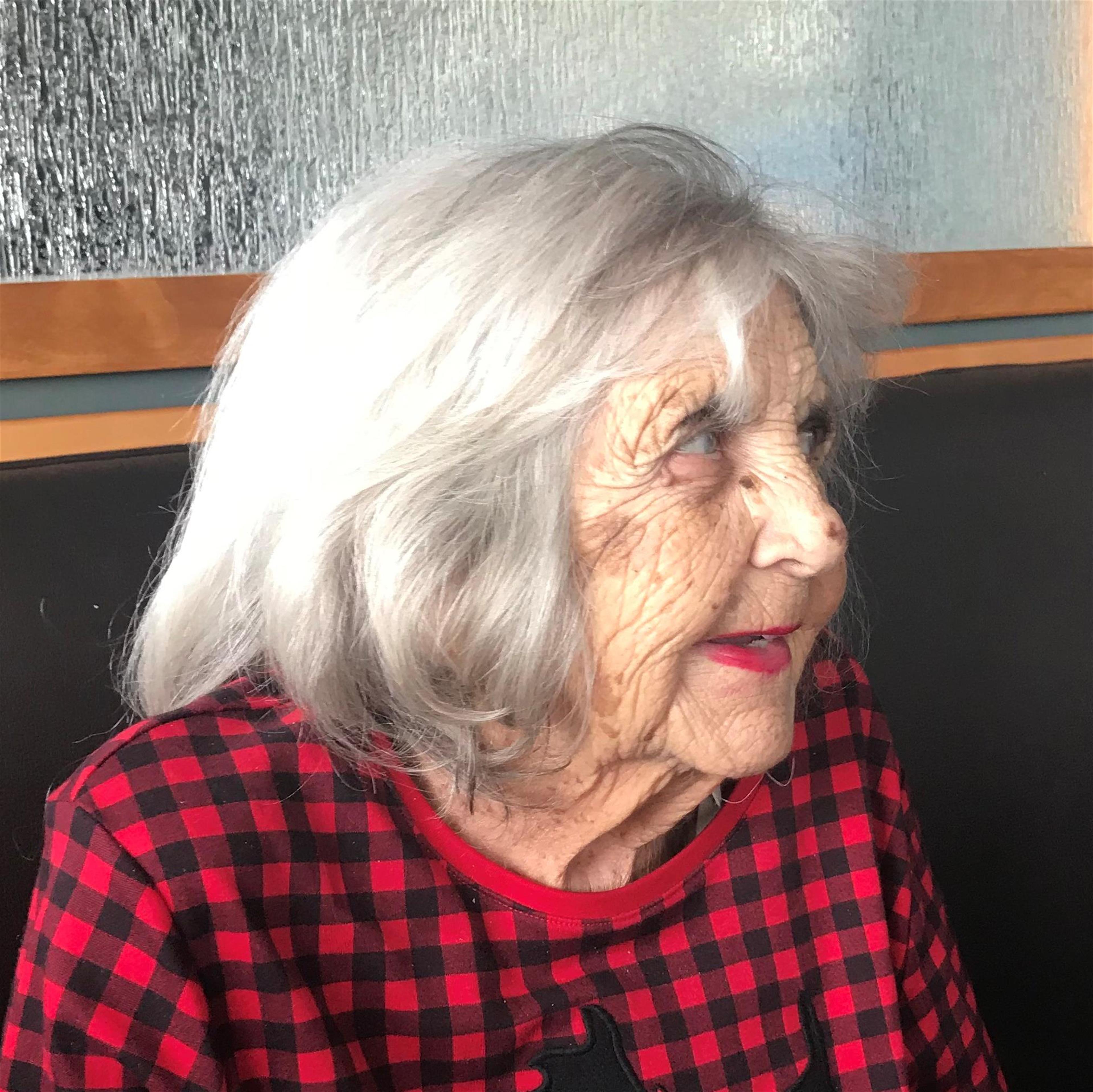 Helen G. Bruhn's obituary picture