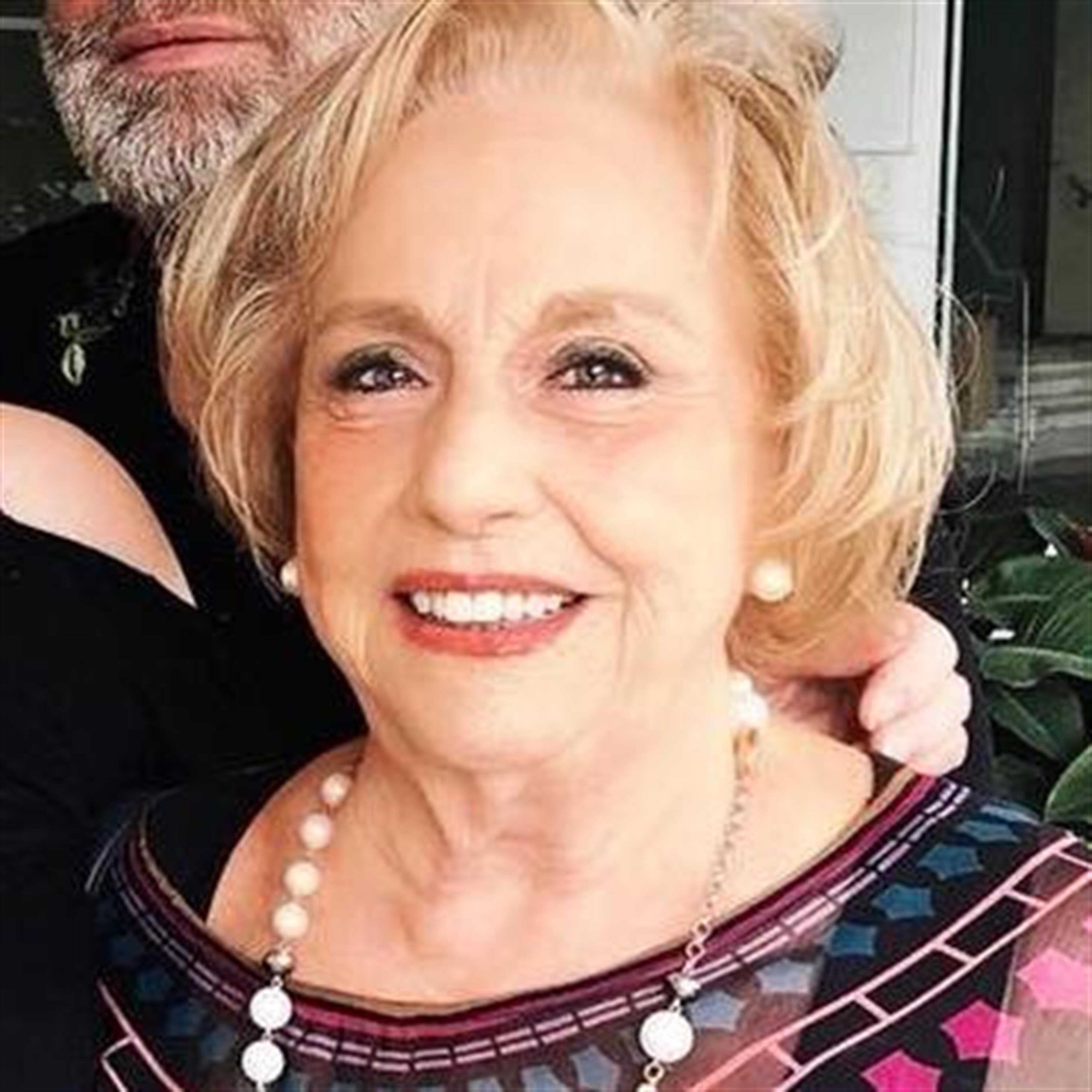 Eva  Yelin