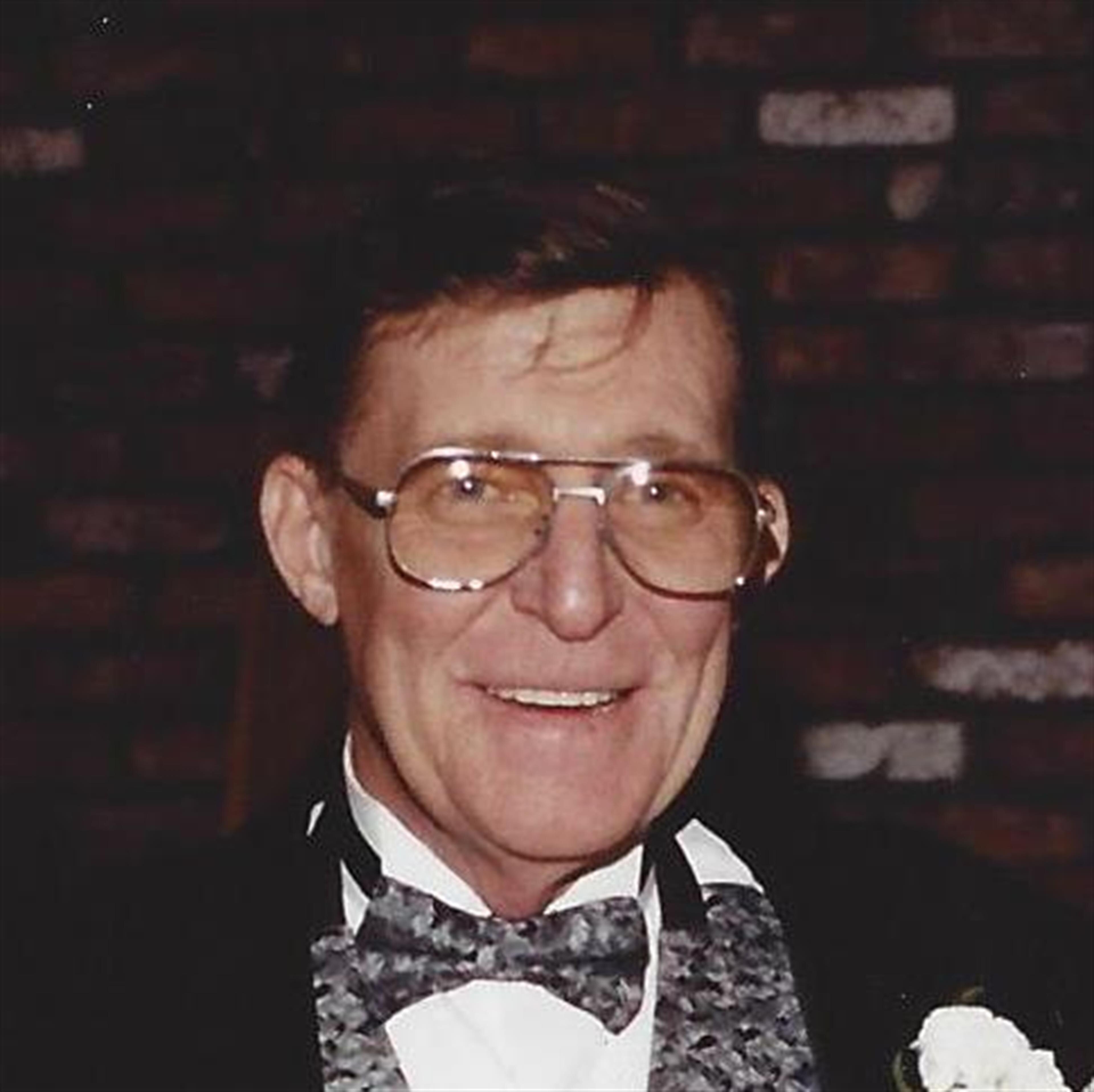 Donald E Seary