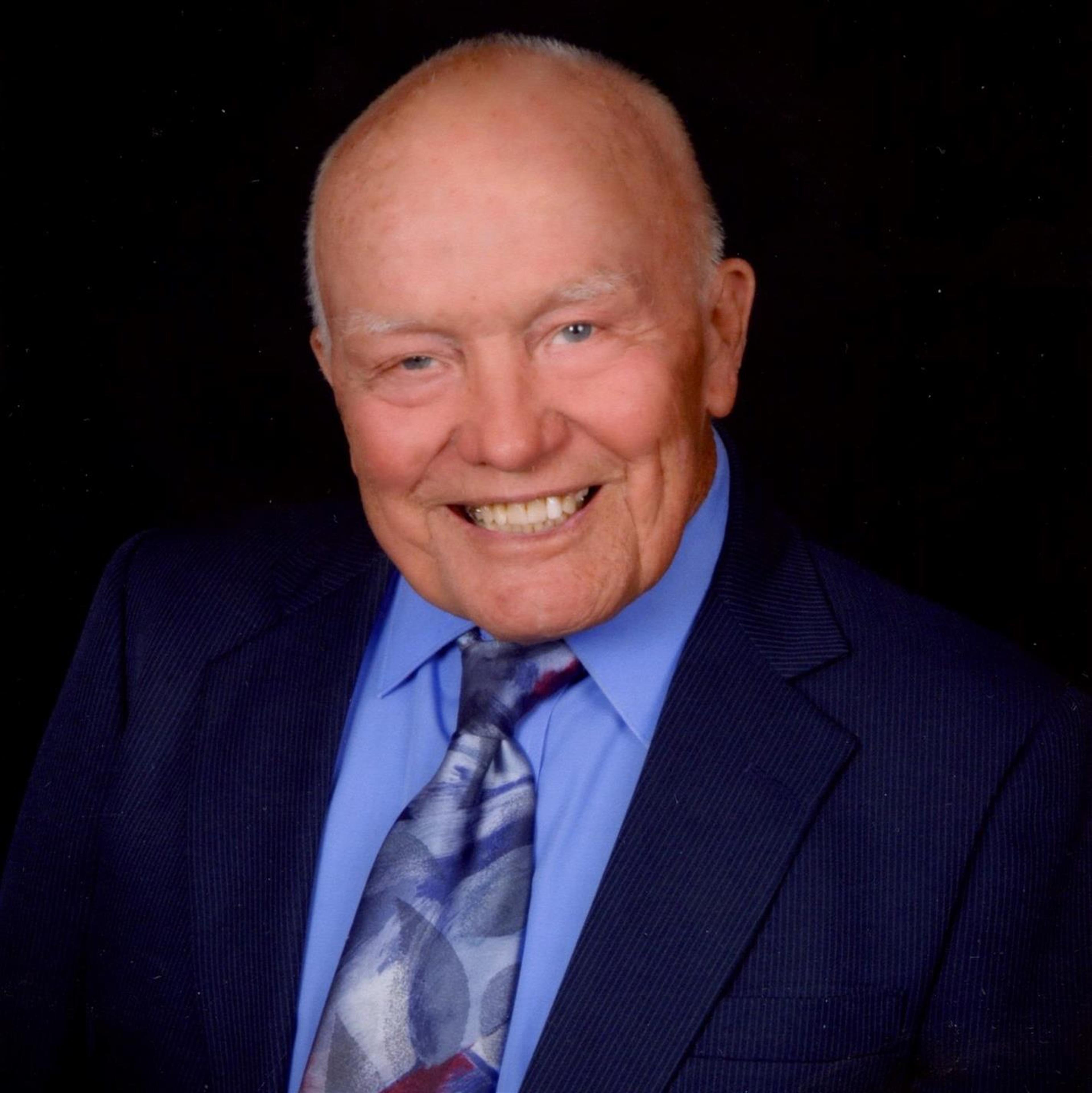 Mr. Samuel Earl Hutchison