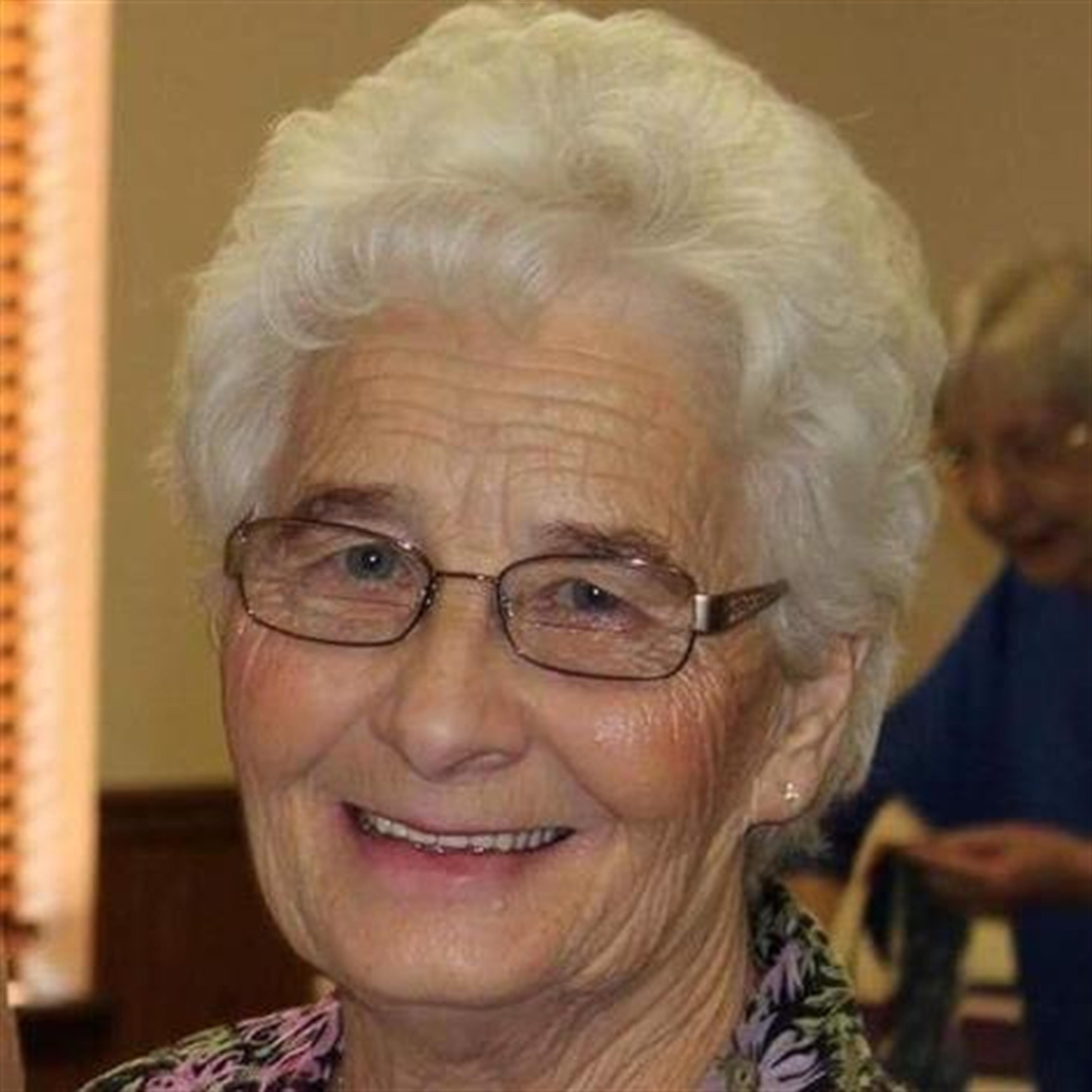 Shirley Moore Patterson Jolly