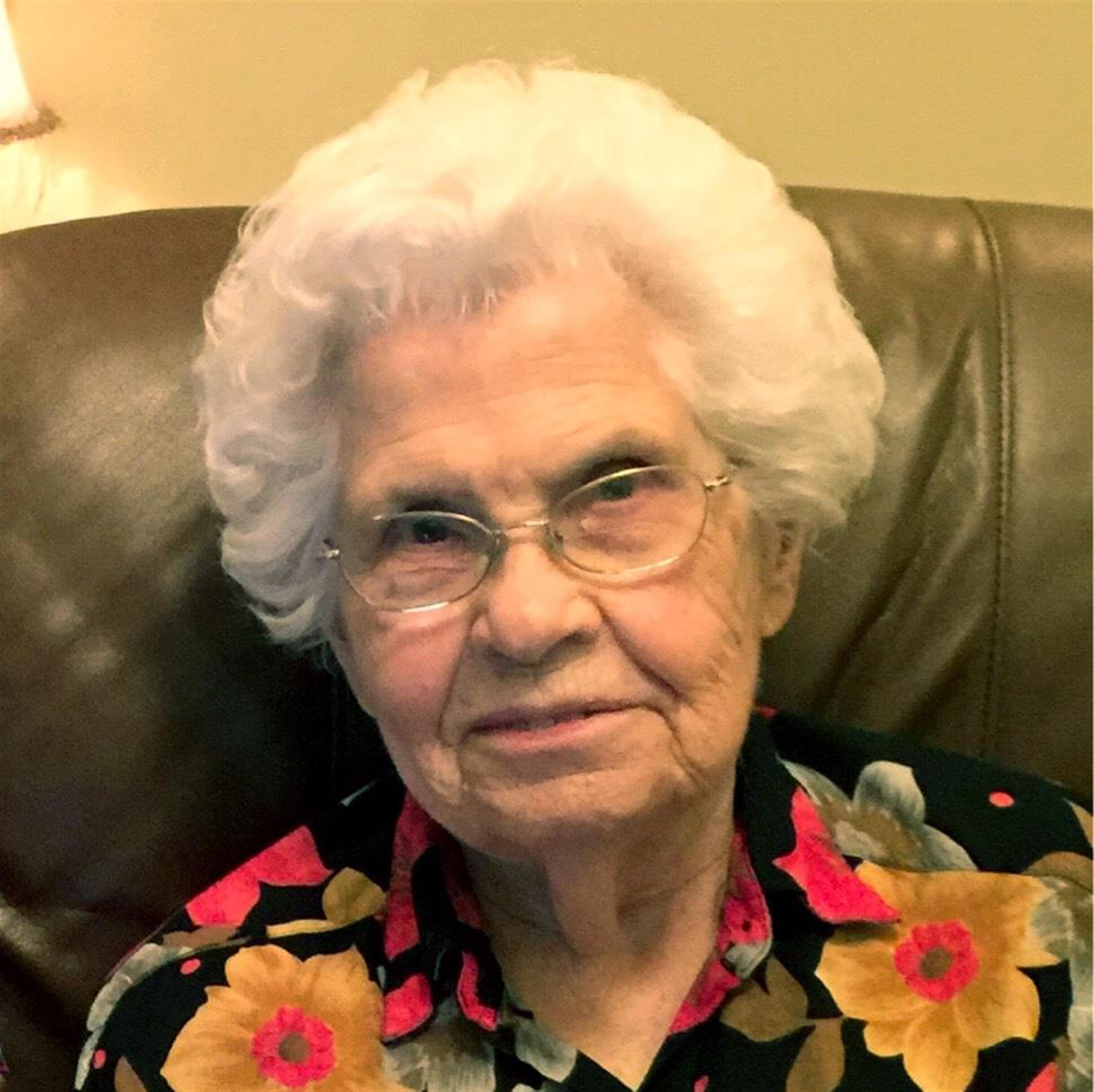 Laura  "Ozell"  Robbins