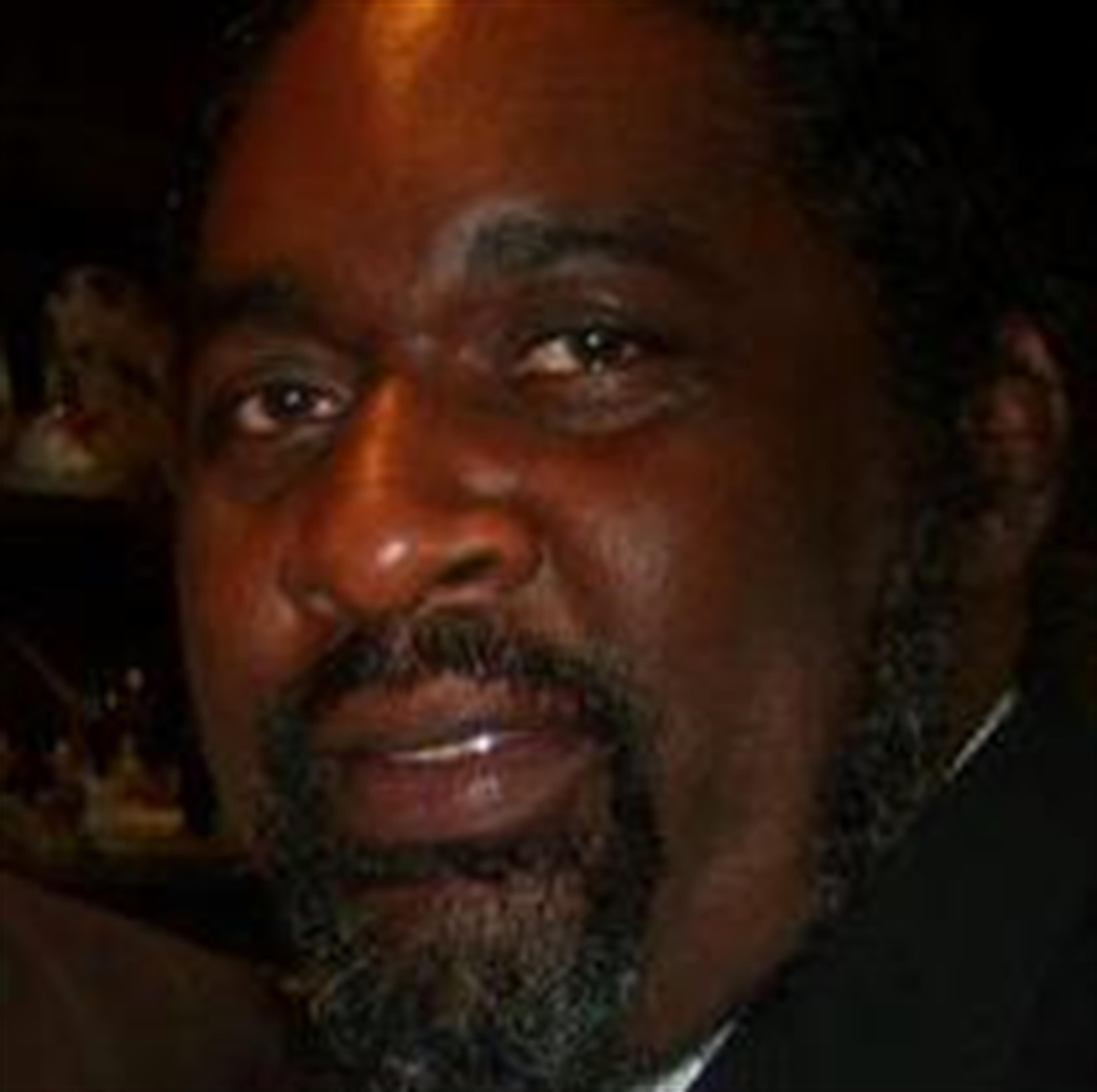 Earl Landers Jr