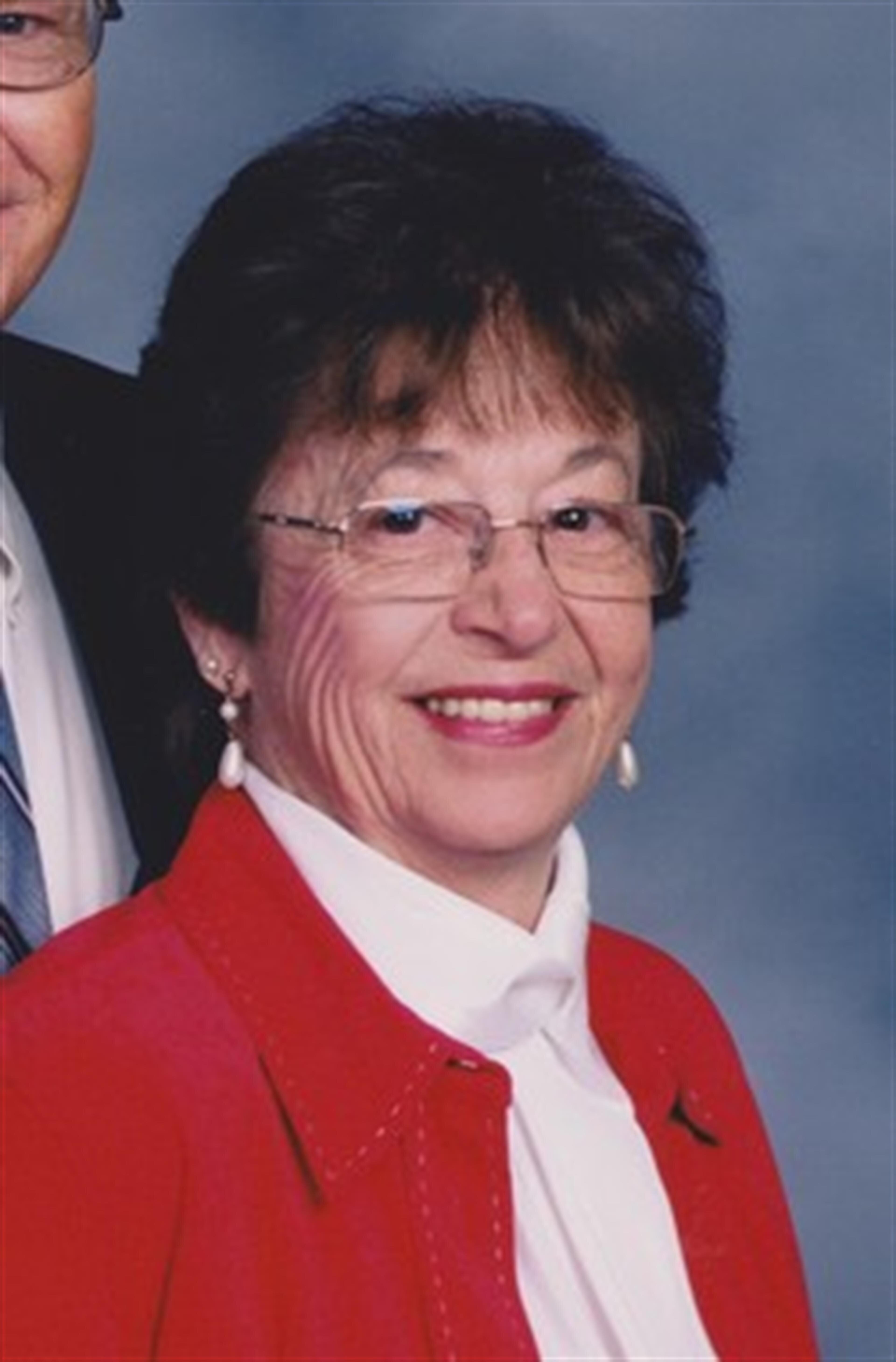 Betty  W Clark