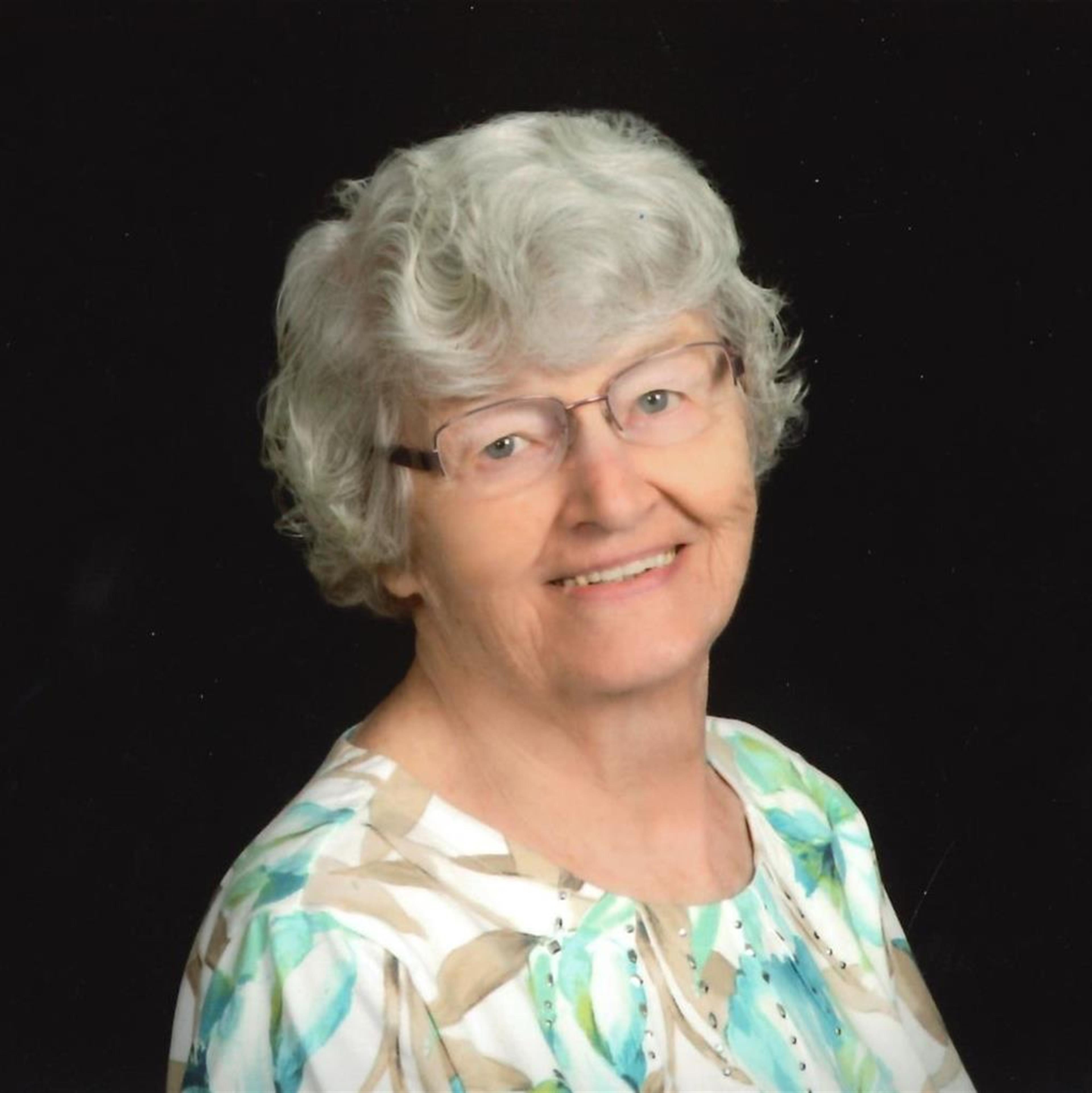 Connie Nelson