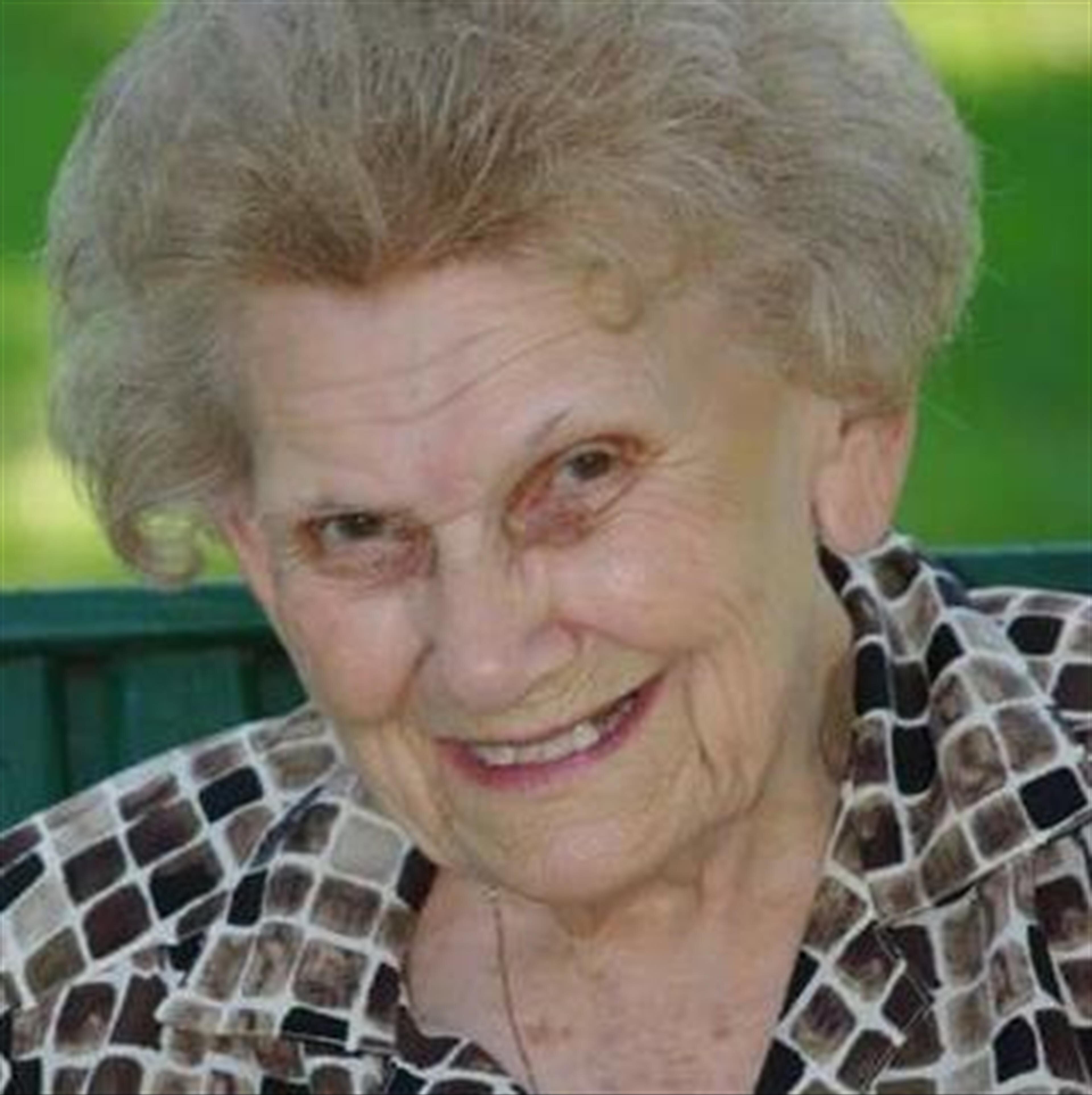 Mrs. Edna Mae Willis