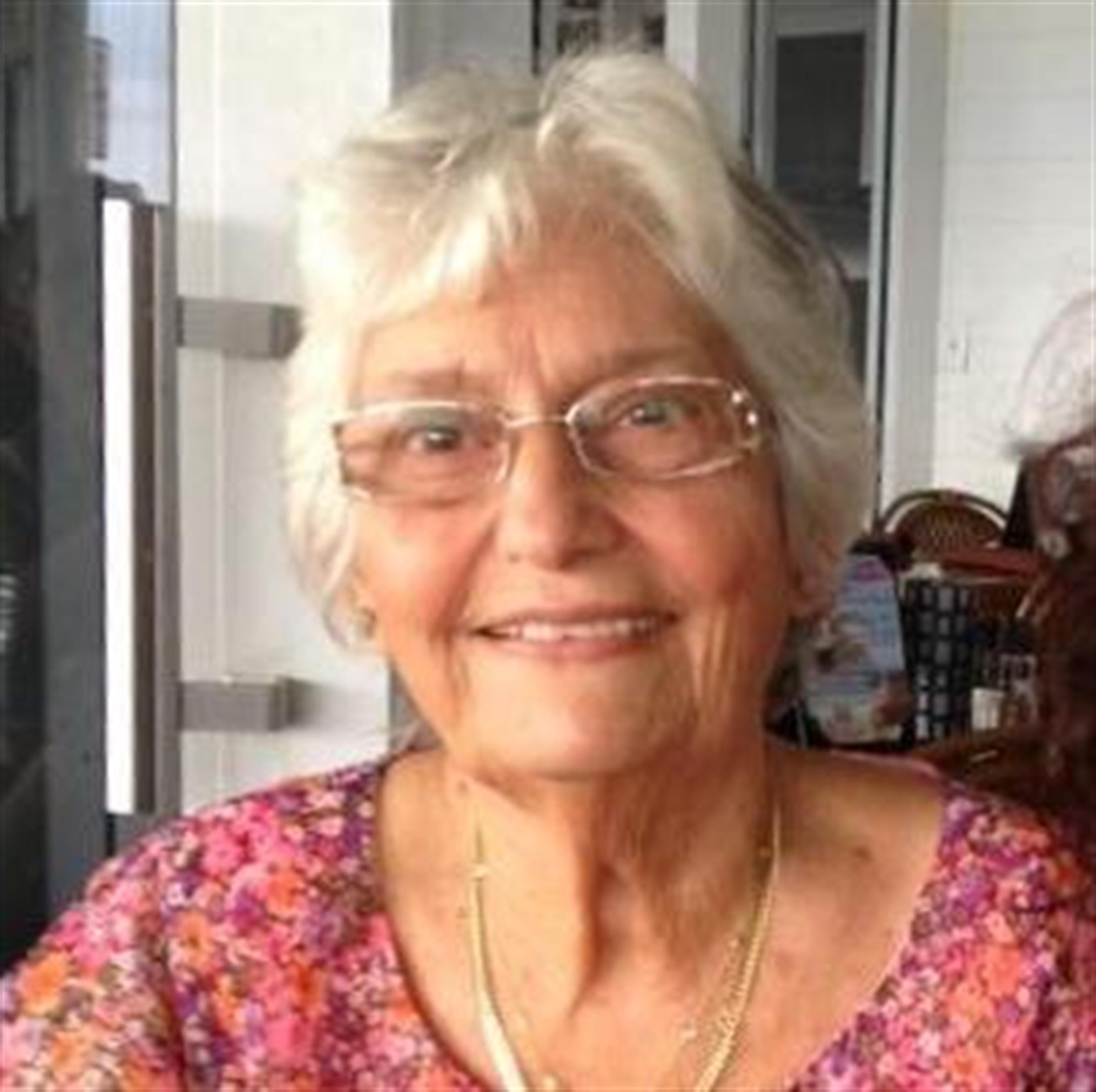 Esther Crudo