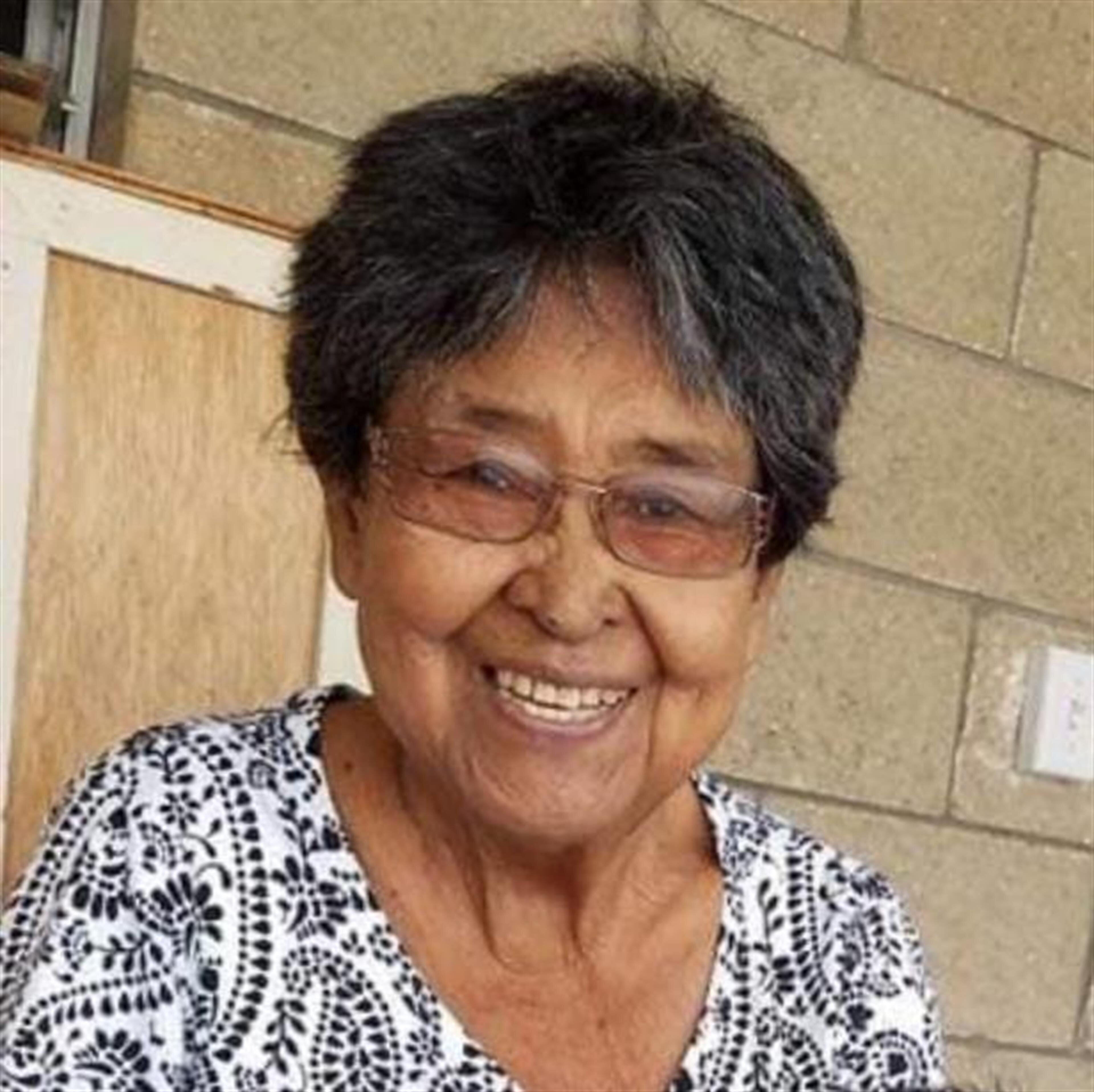 Josefina Navarro Daoang