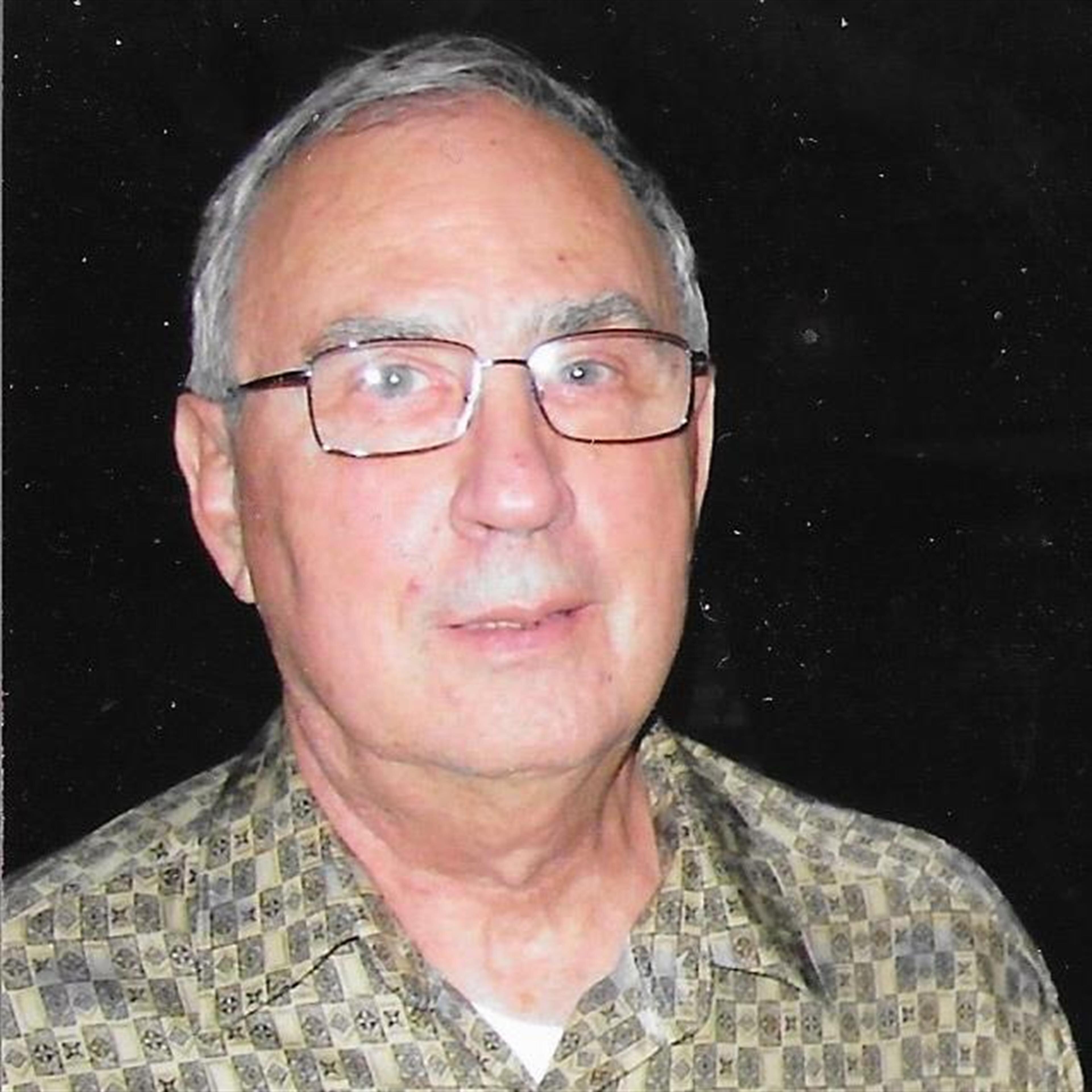 Robert  Budas
