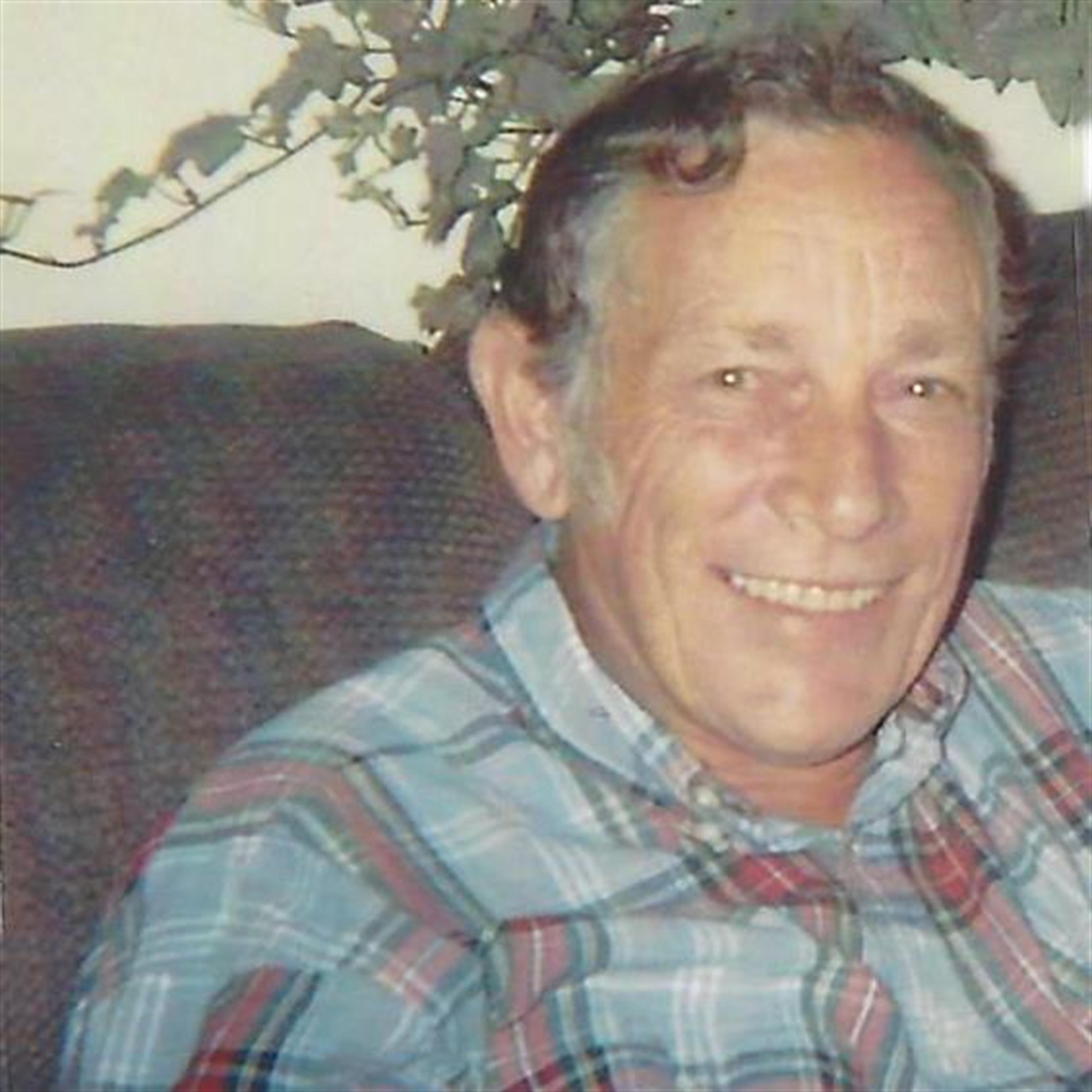 Robert  Davis (Hartville)