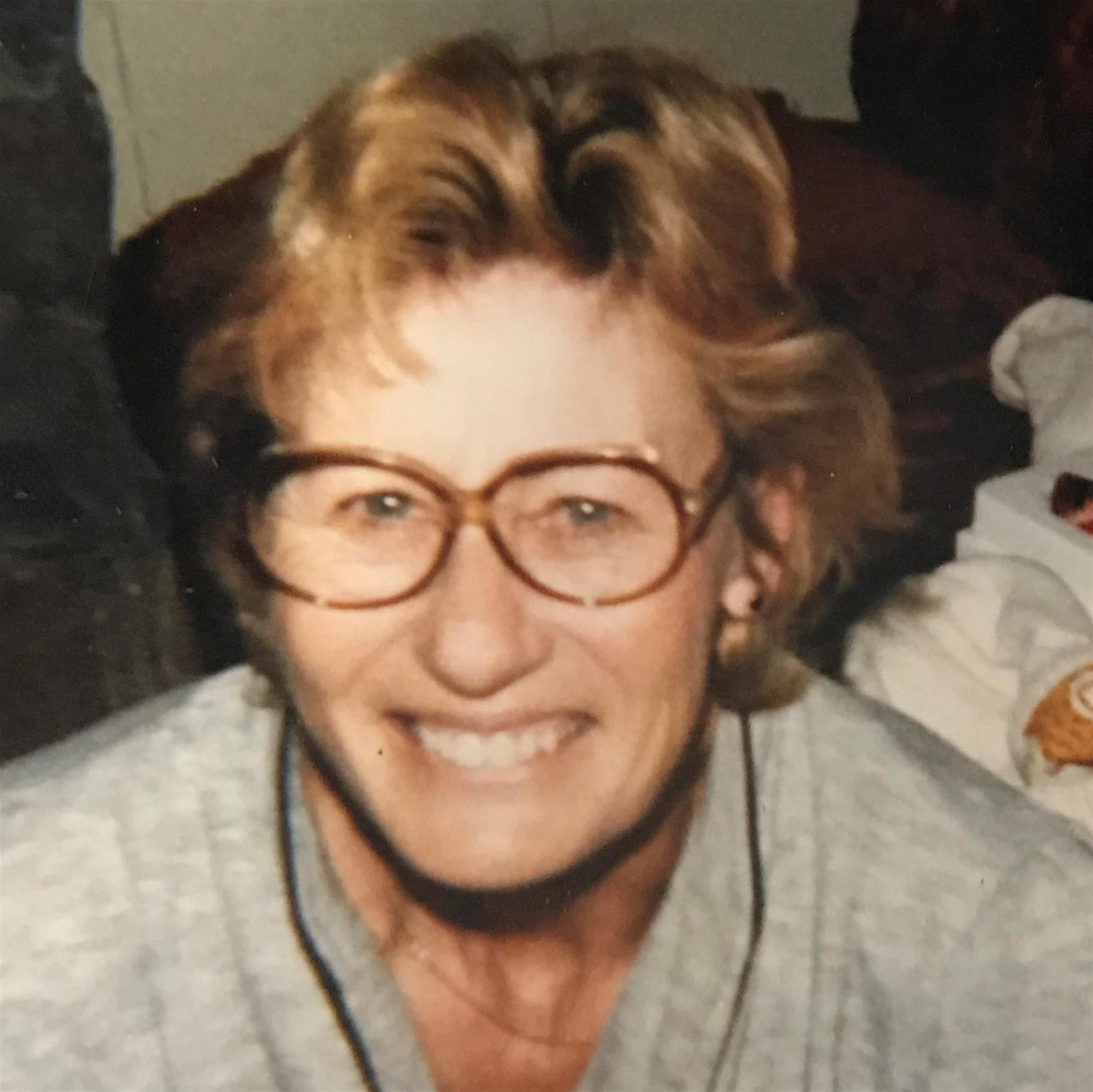 Eloise Estrada (Lebanon)