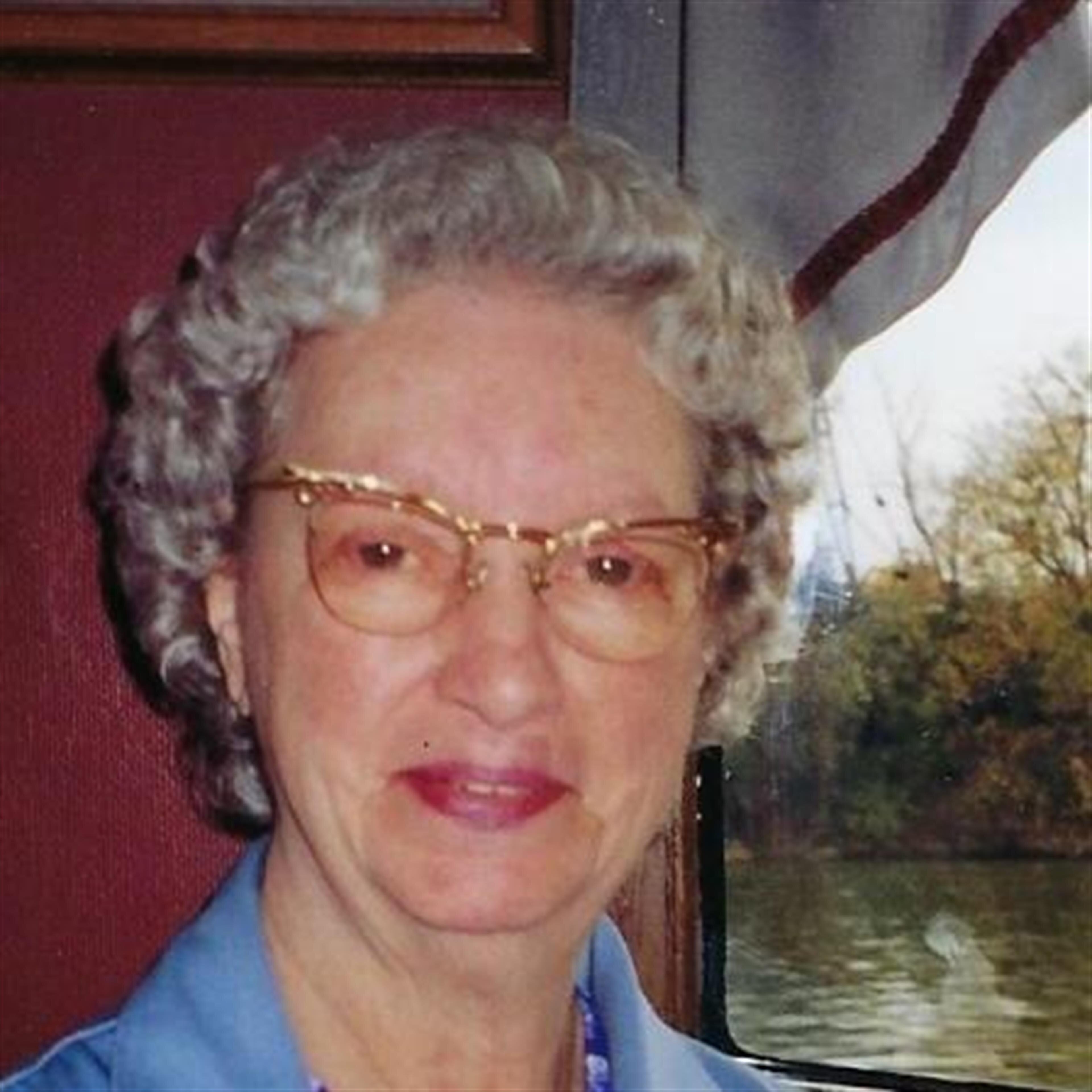 Elaine L Whitmore