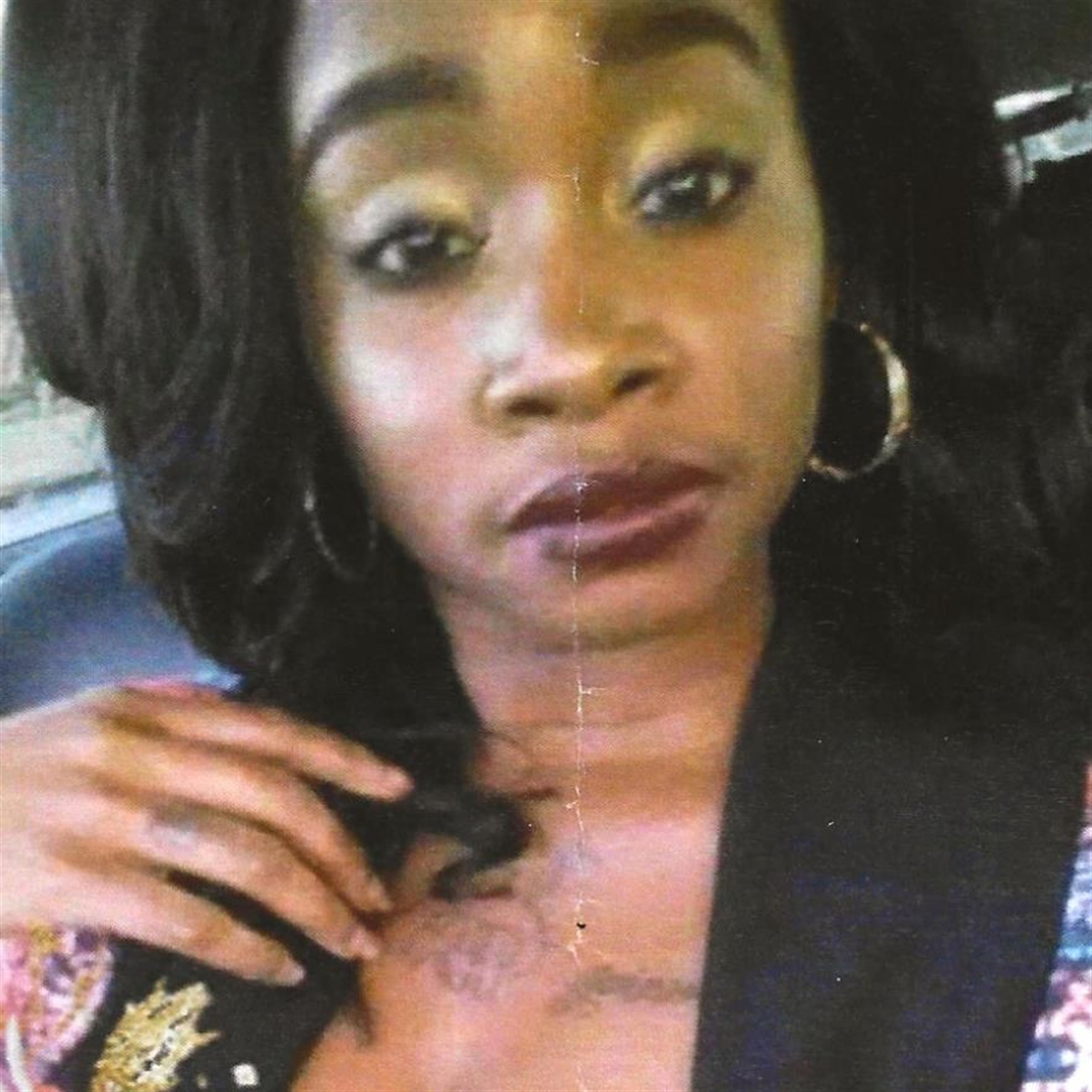 Ms. Sharday LeShae Spears' obituary picture