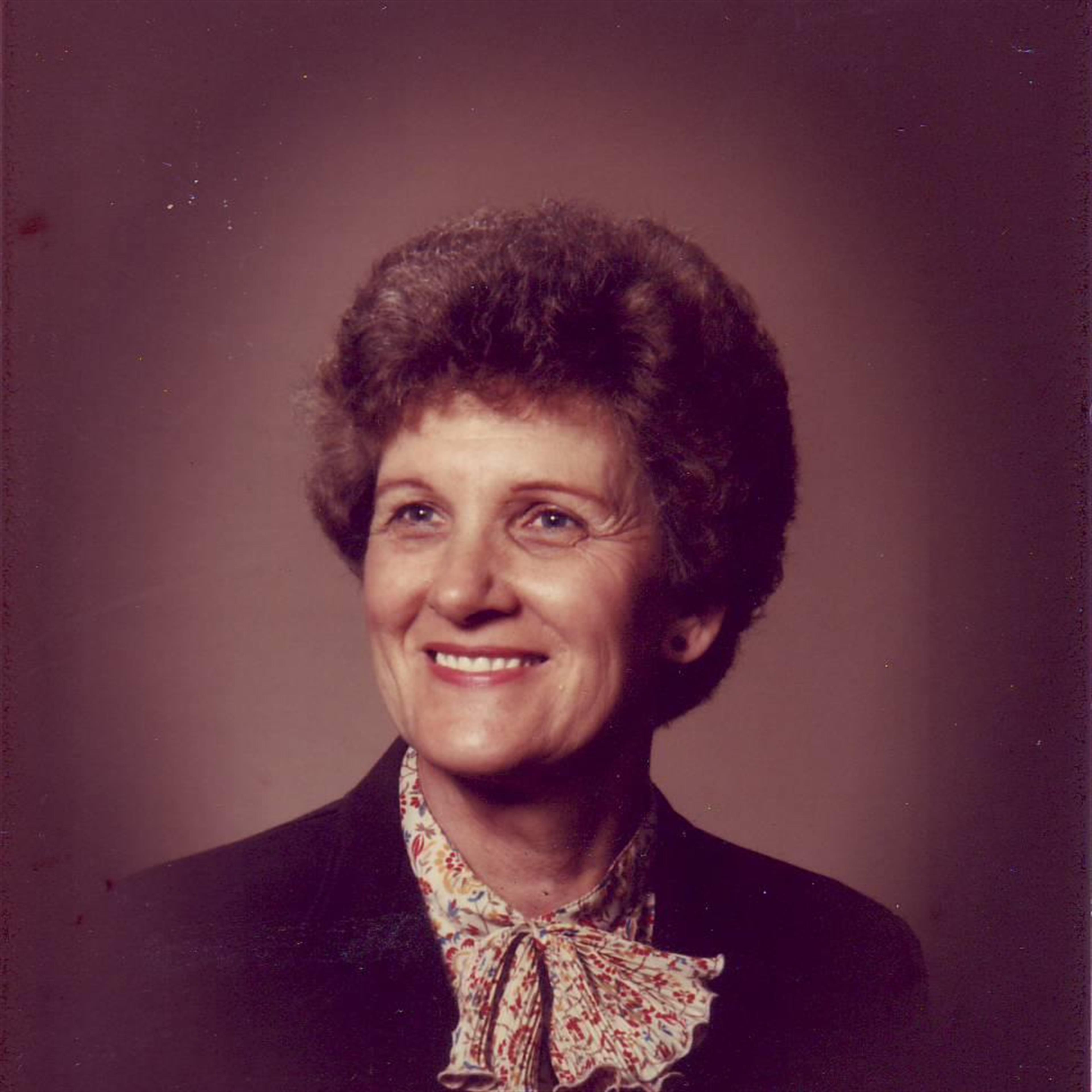 Gladys  Fern Henson (Lebanon)
