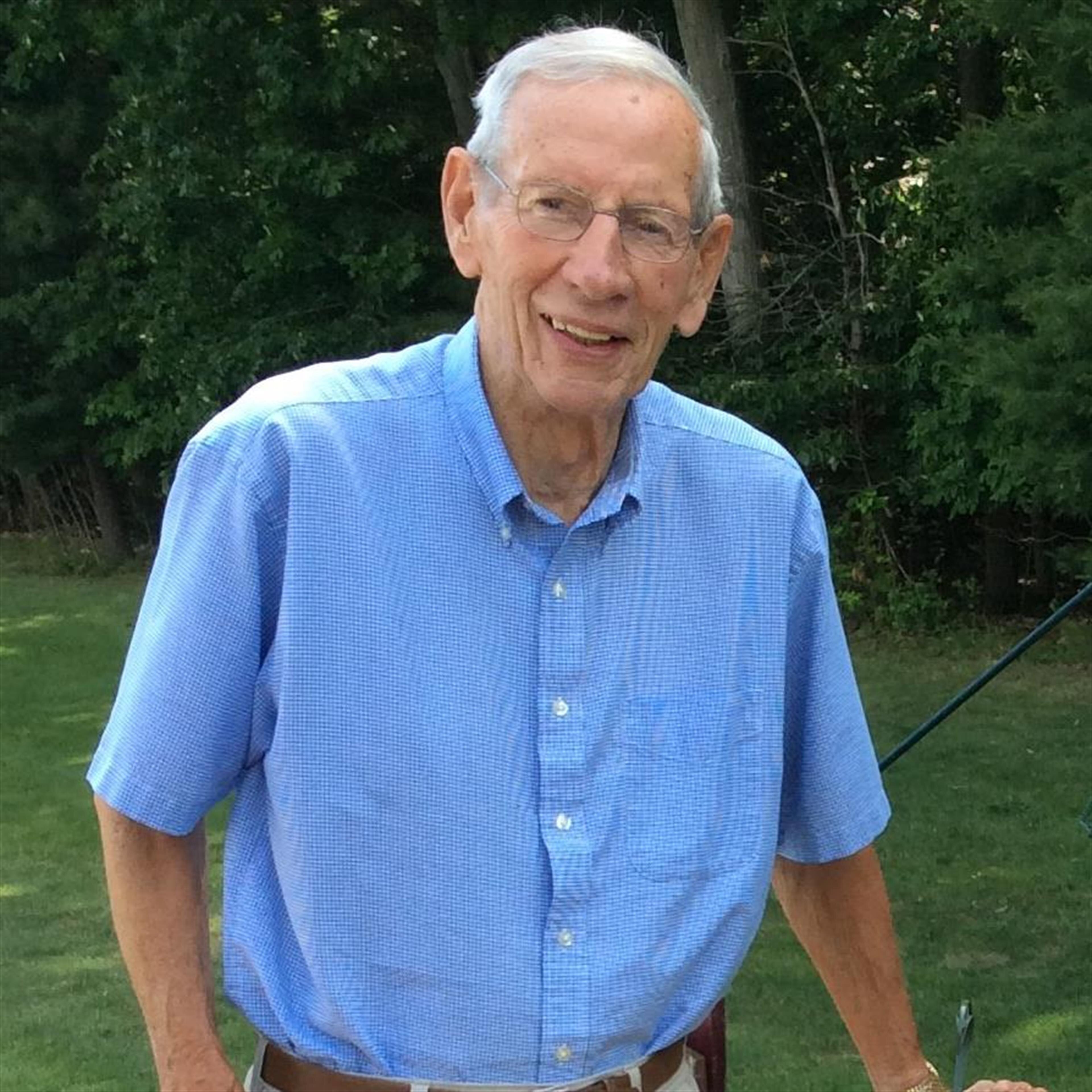 Mr.  Robert W.  Niemeyer