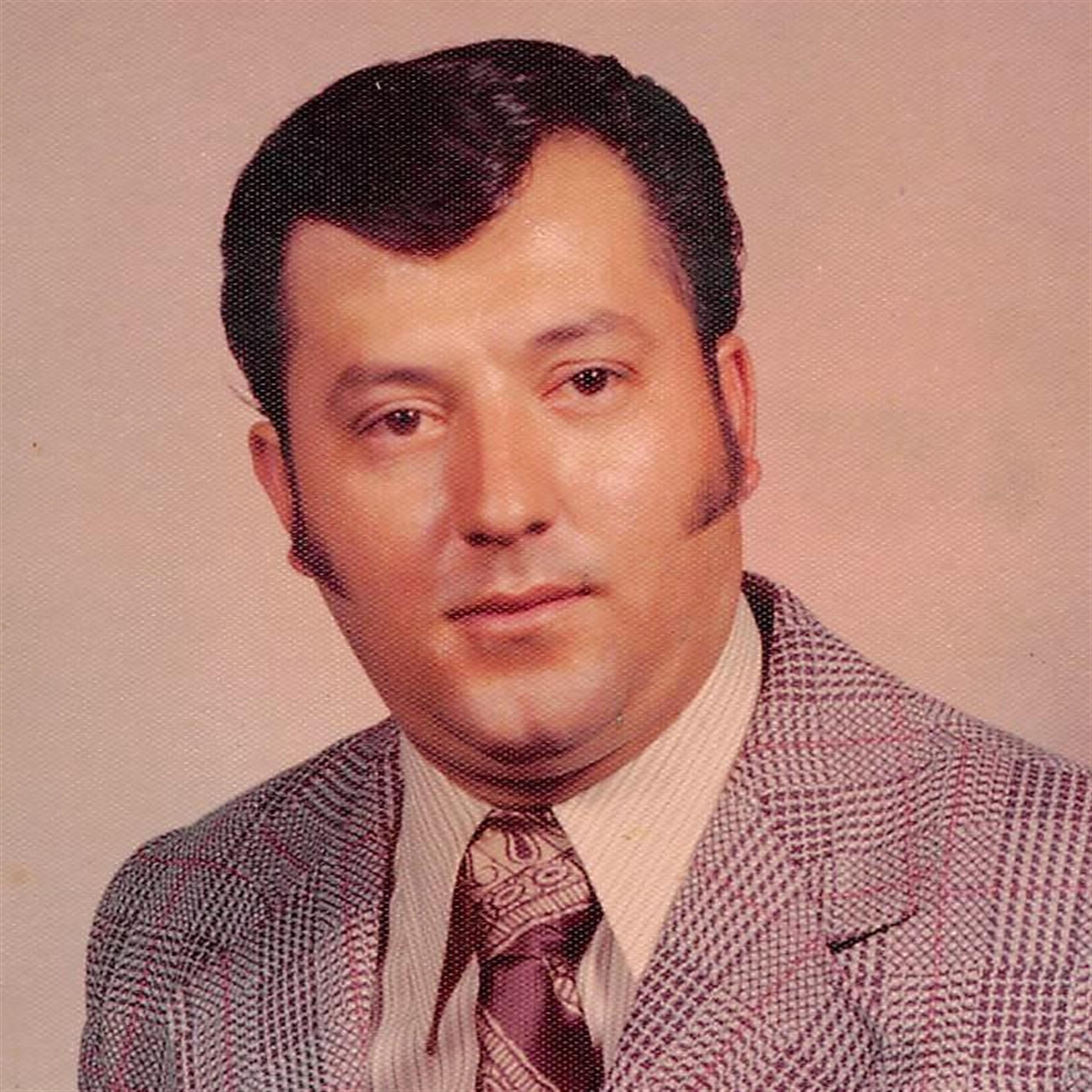 Sr. Francisco Macias