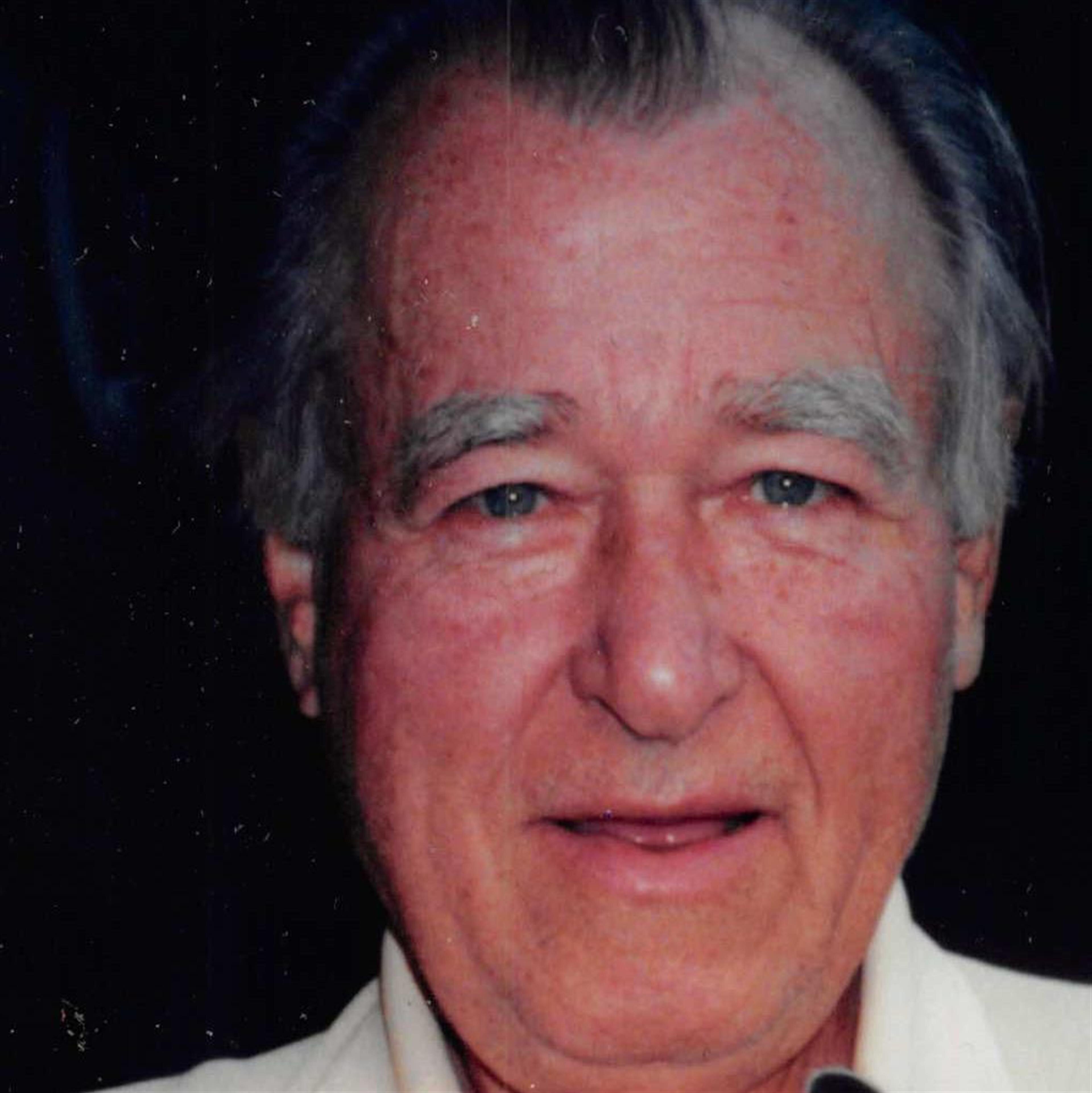 Roger K Hartmann