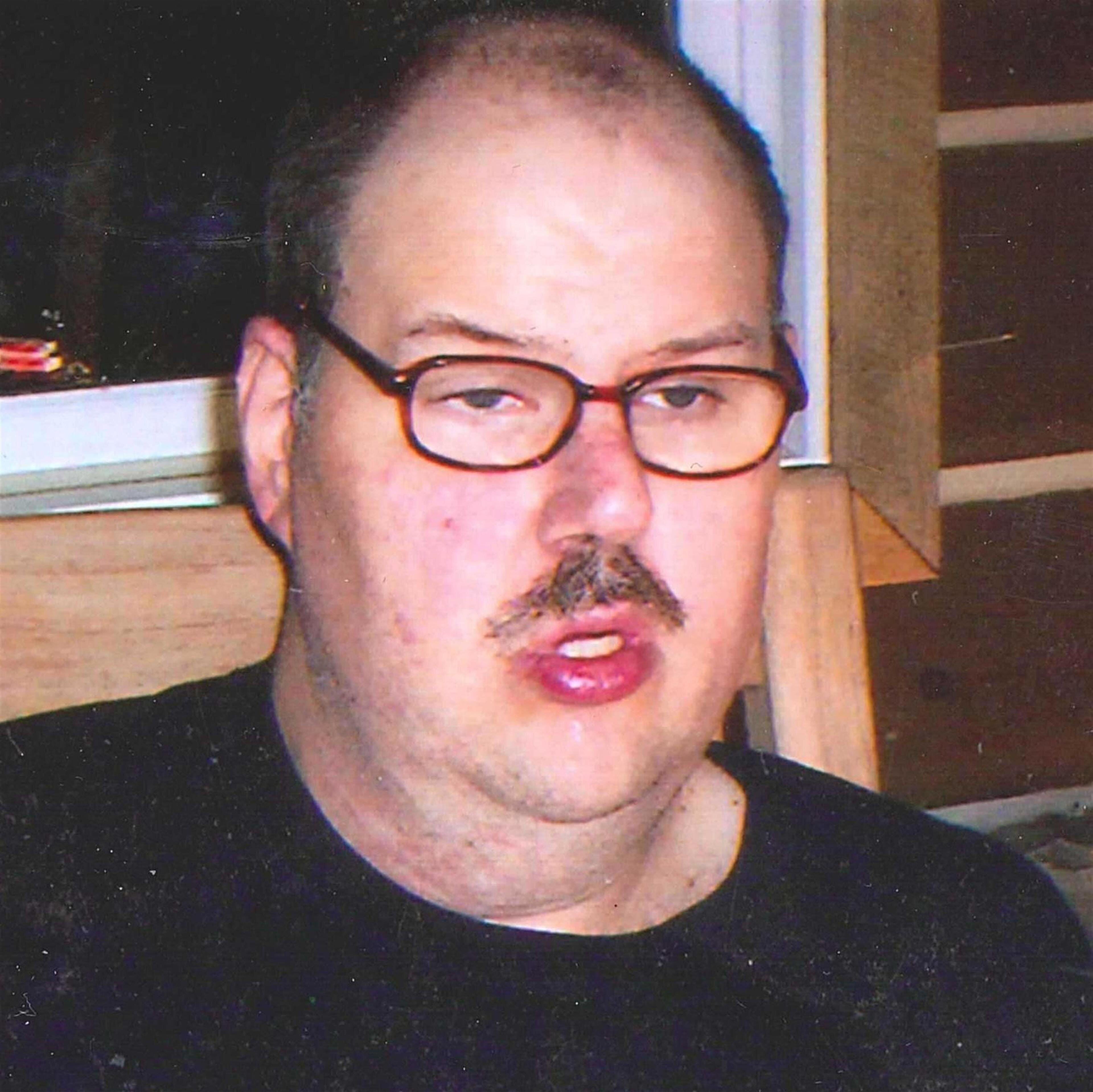 Lee Thomas Tuttle