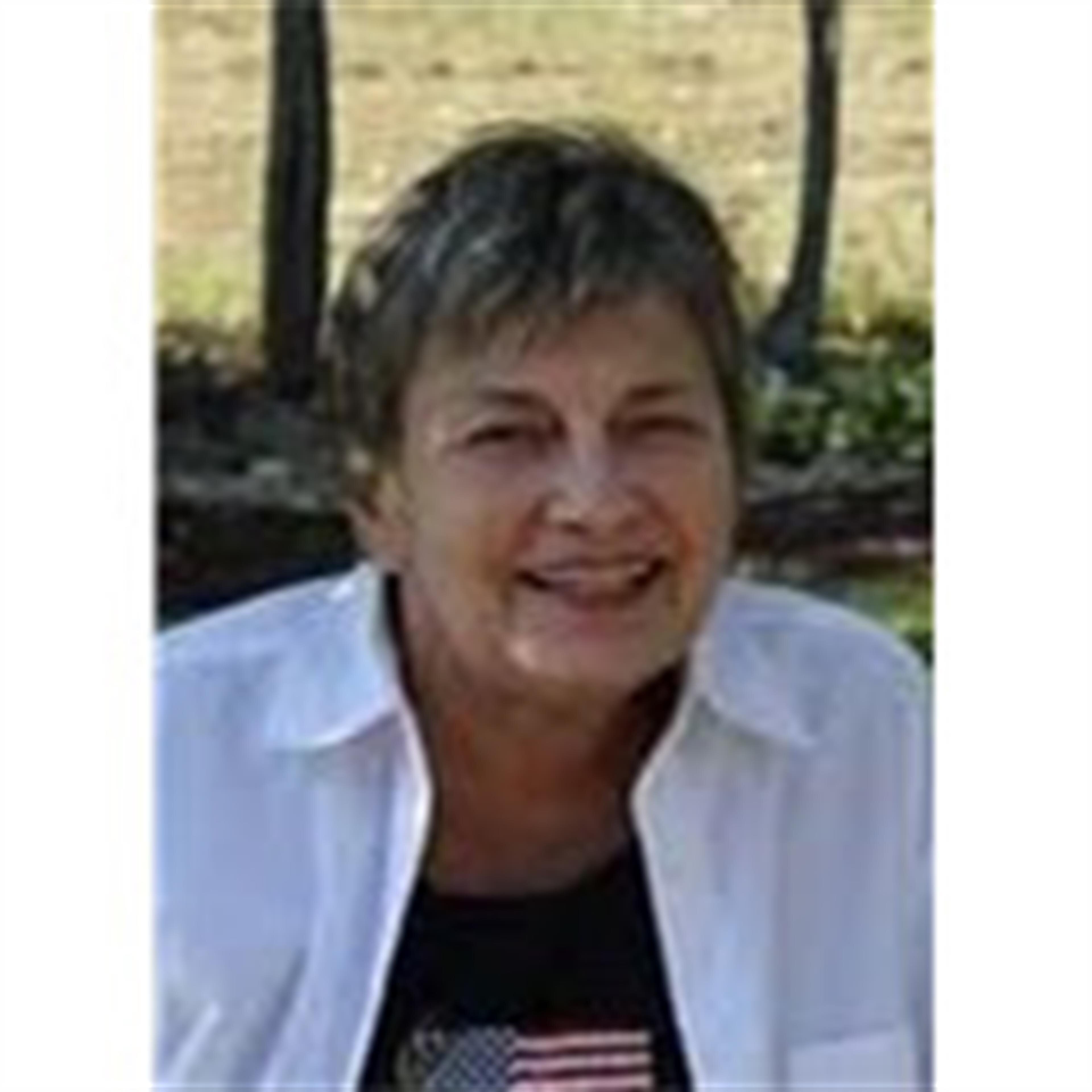 Geraldine Cyr