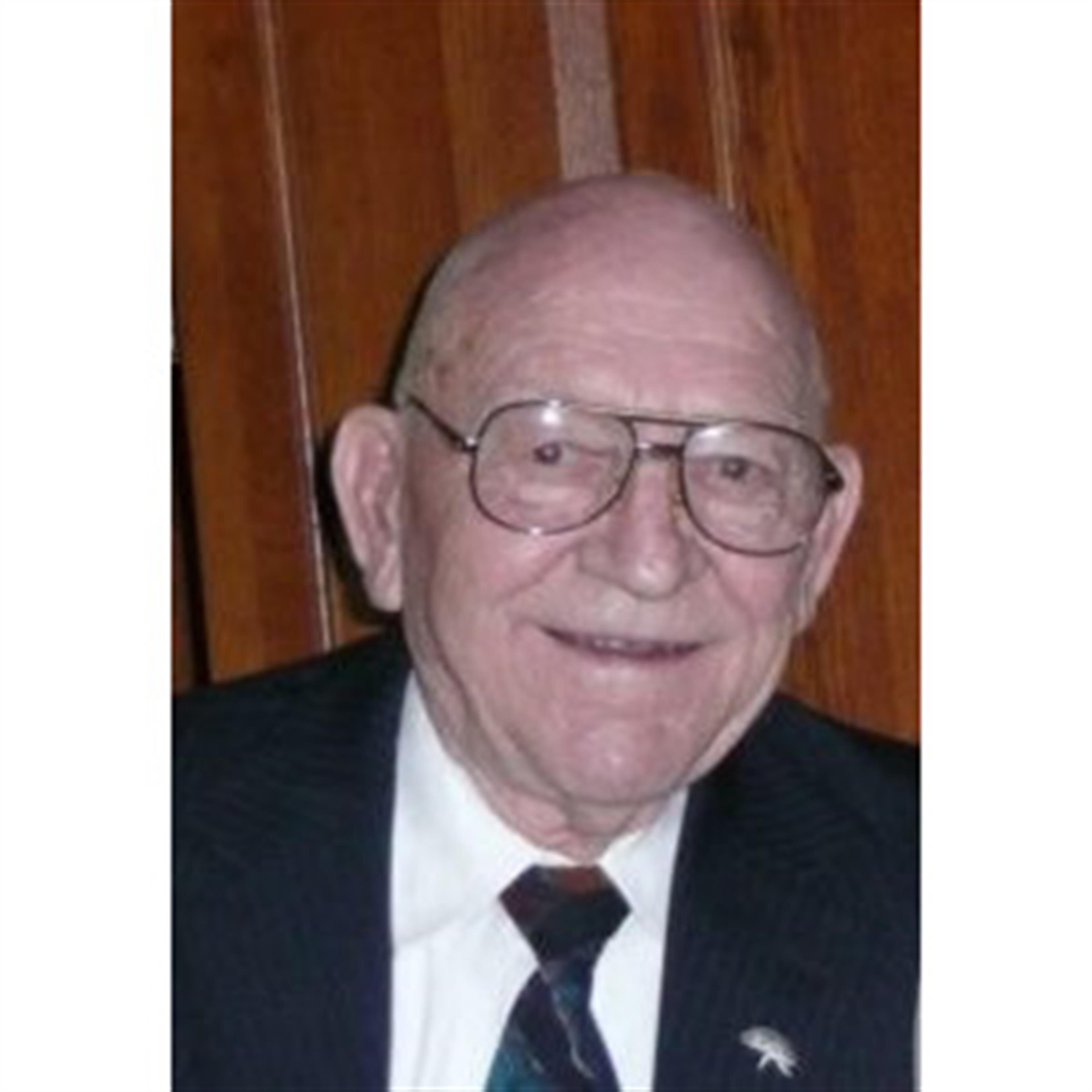 Oliver Waters