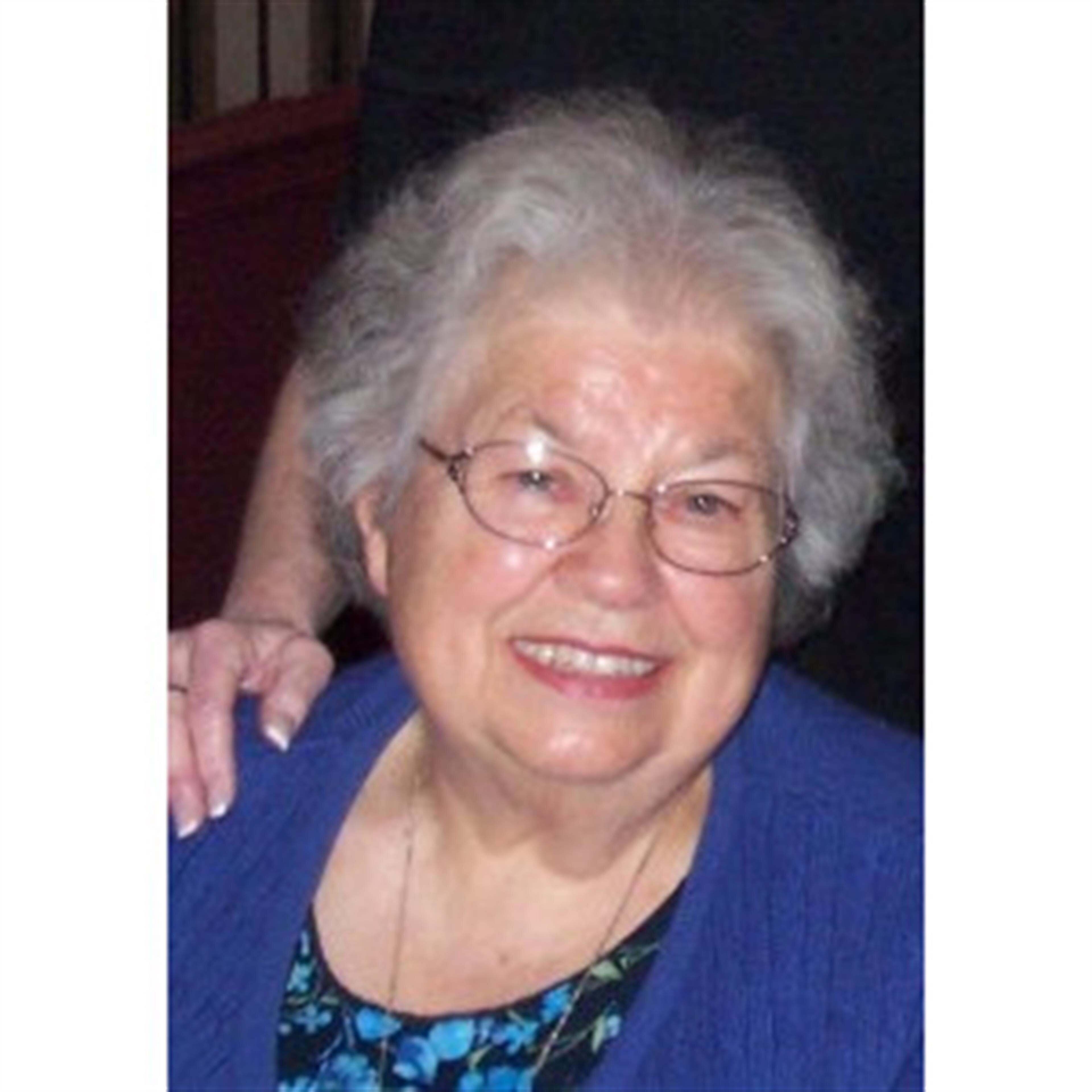 Lois Pettitt Marquart