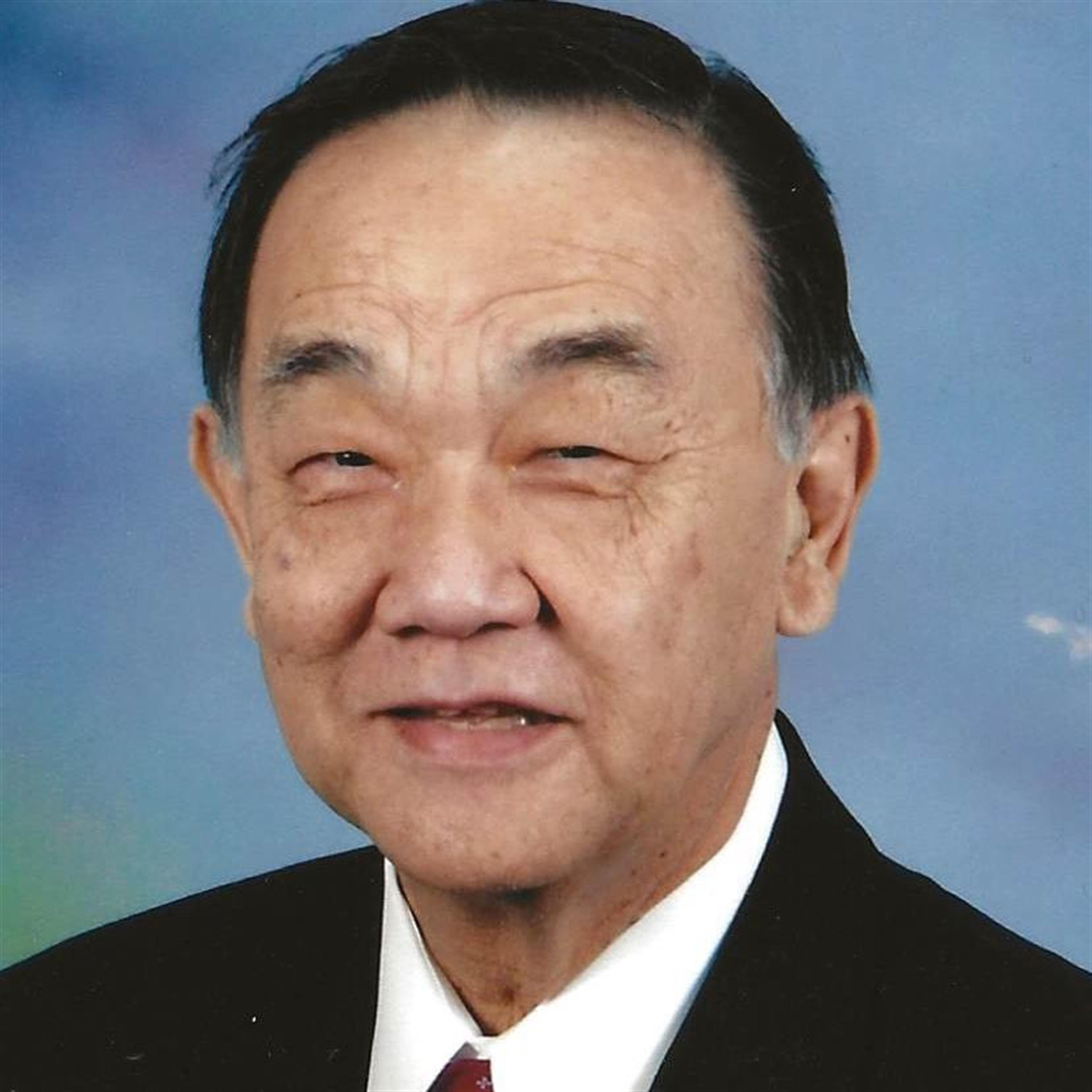 Kenneth T Sakai