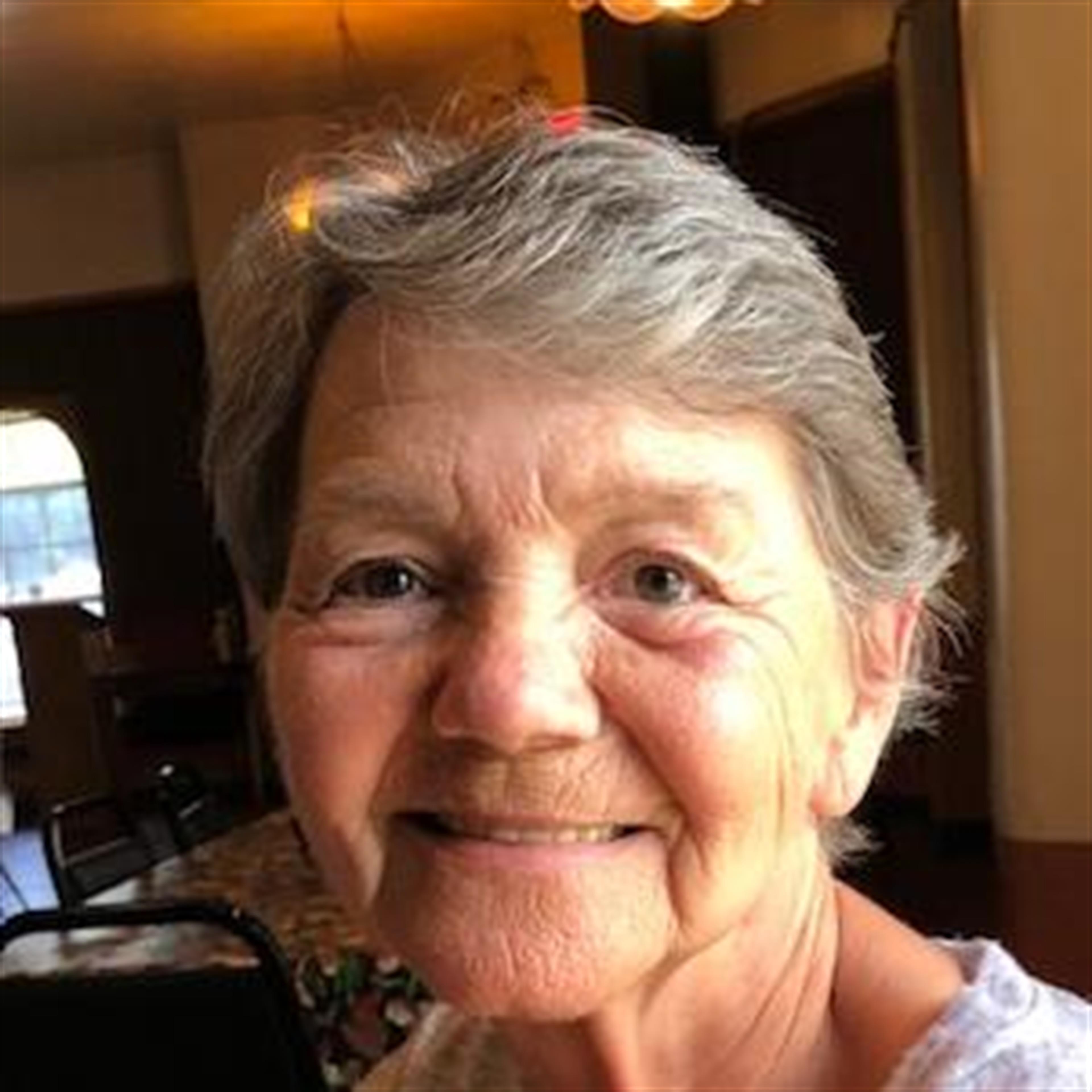 Ms Linda Kay  Davis