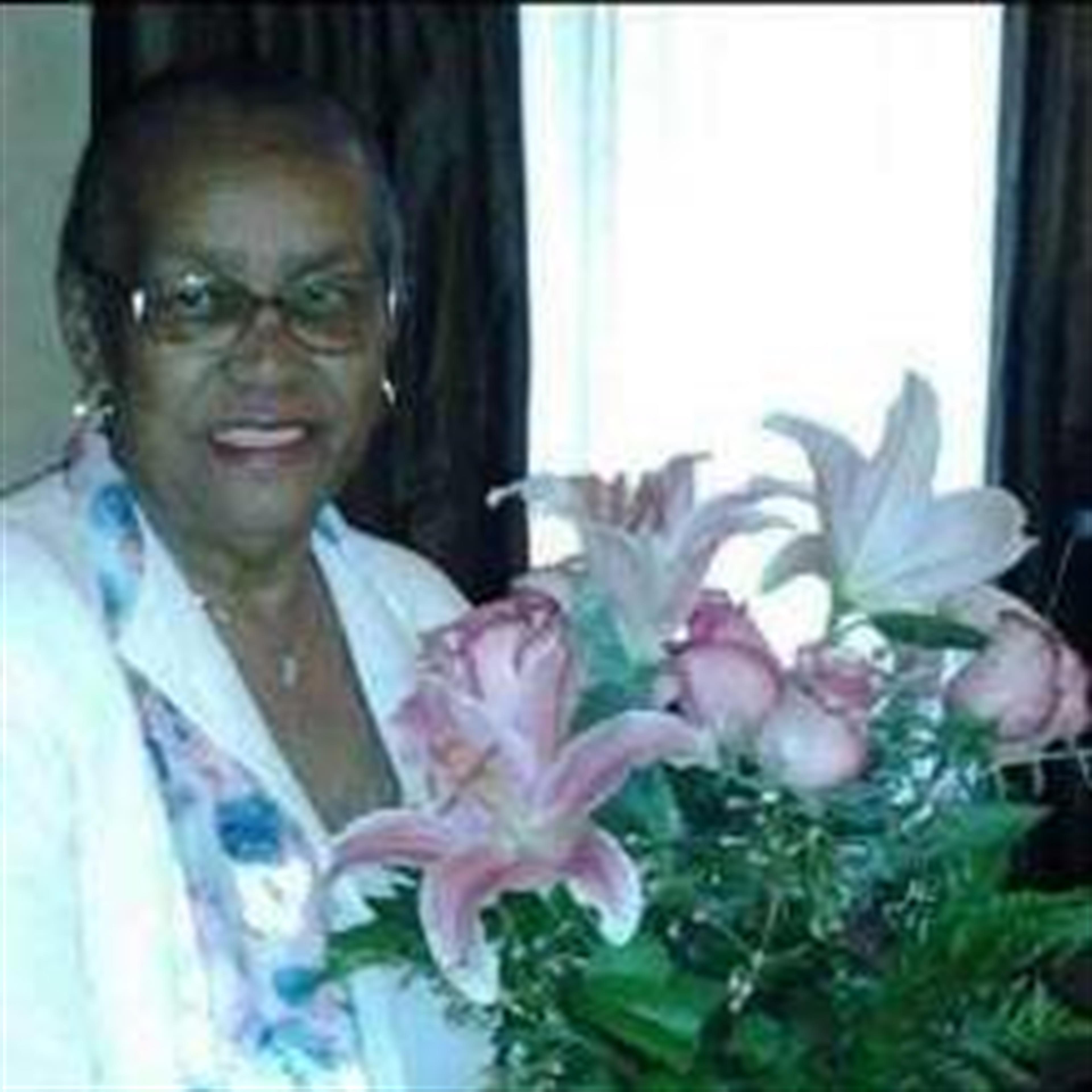 Mrs Simmie Lee Coffey