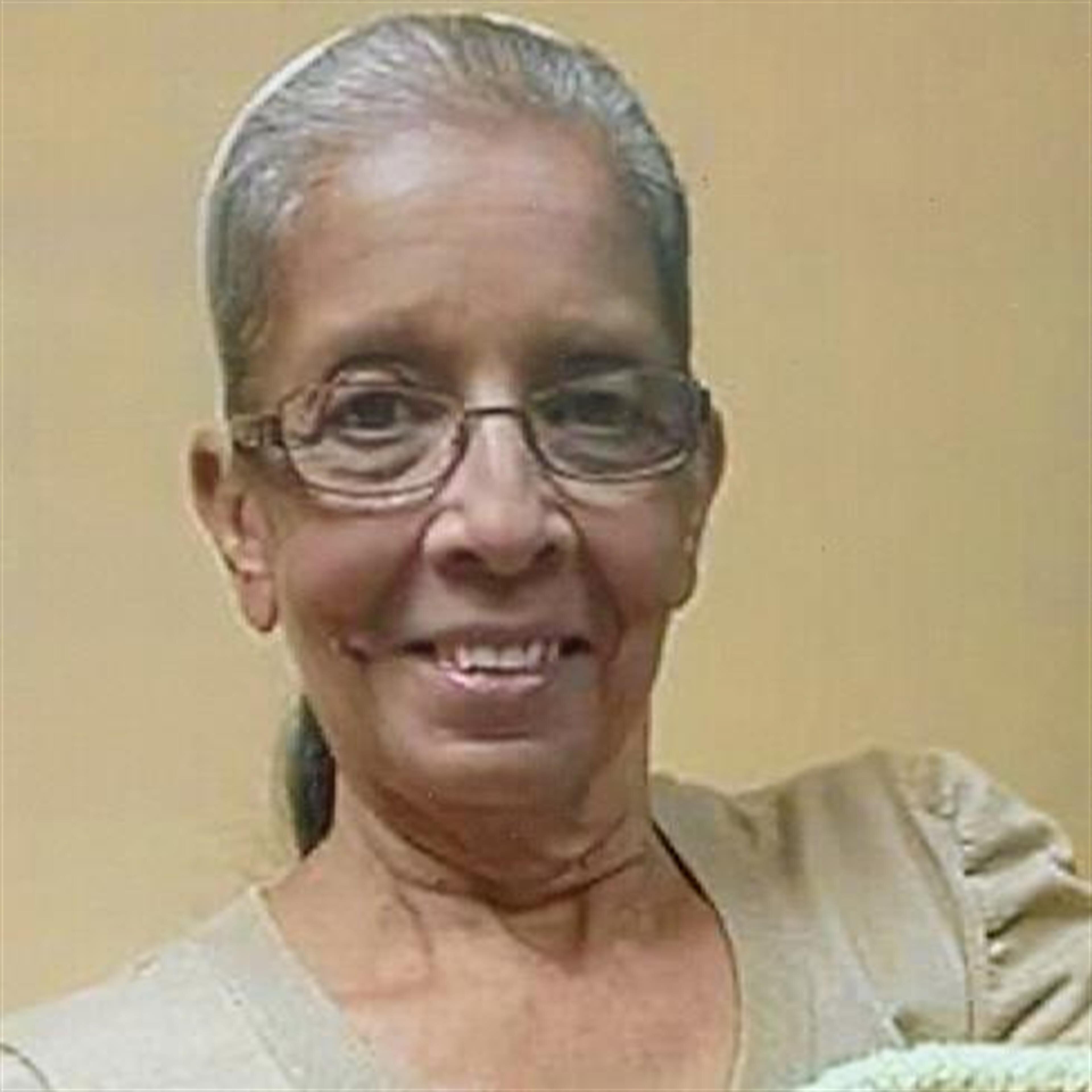 Myrna Medina