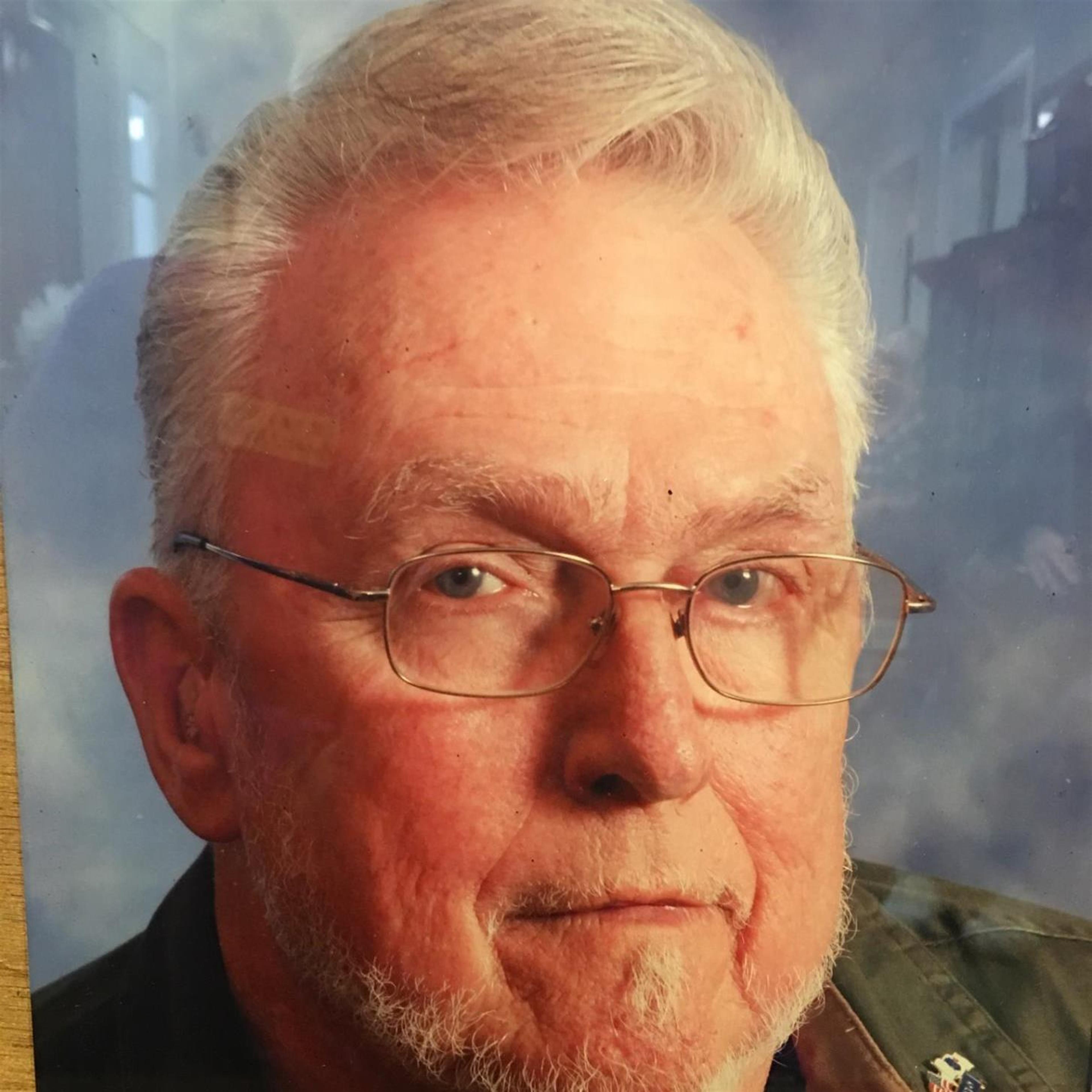 Mr. Robert Miller