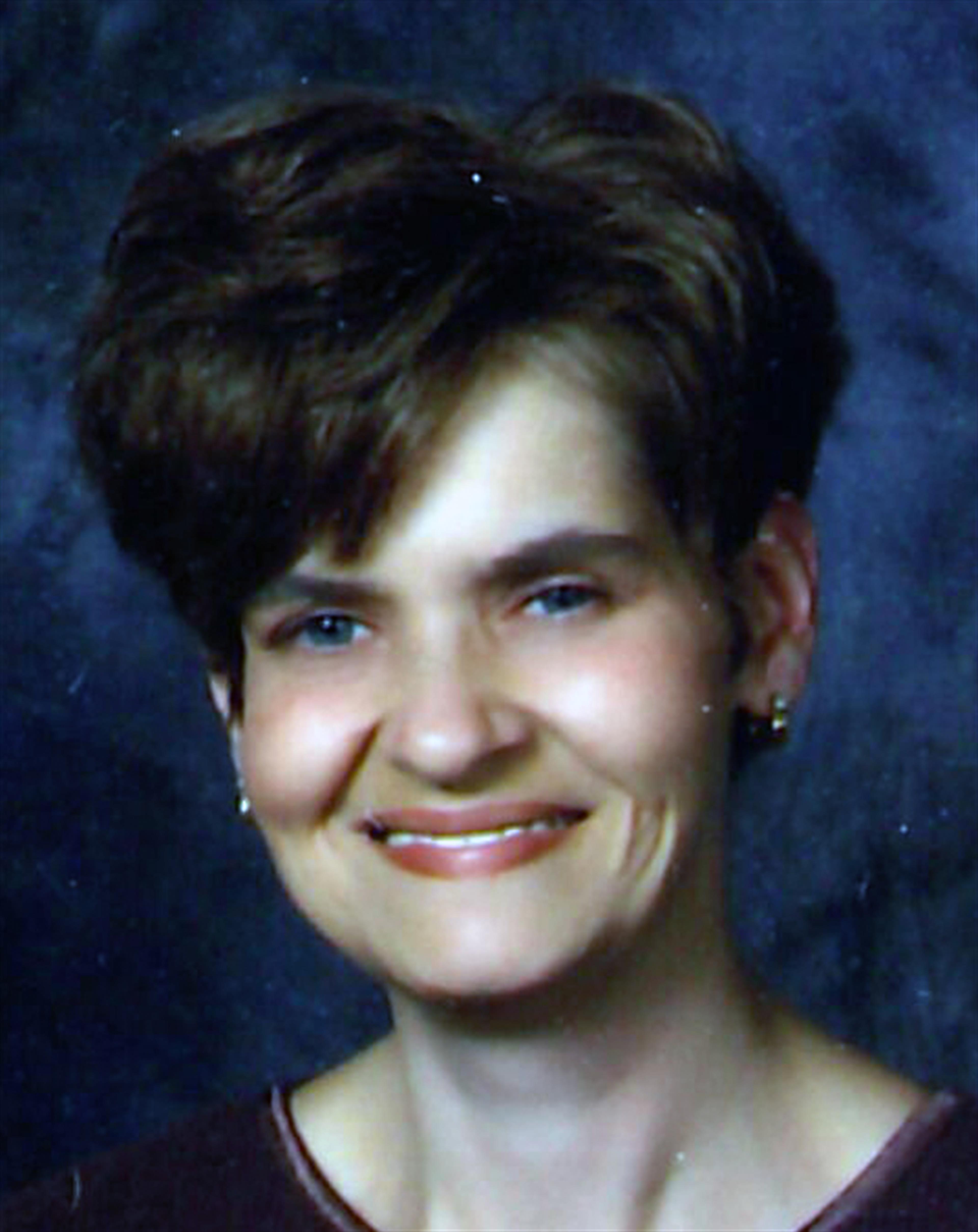 Ms Crista Renee Mohr