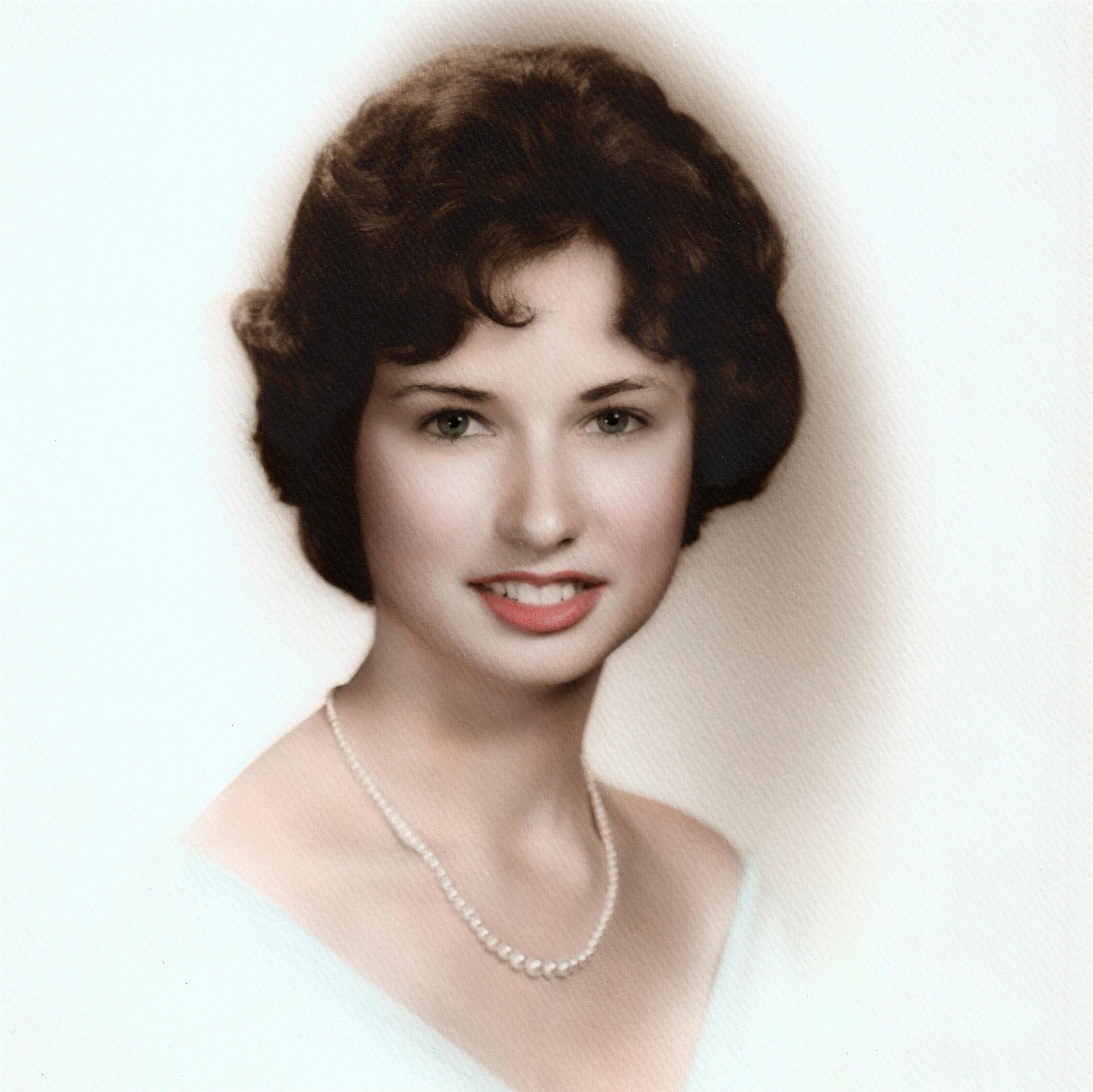 Sandra Maria Dean