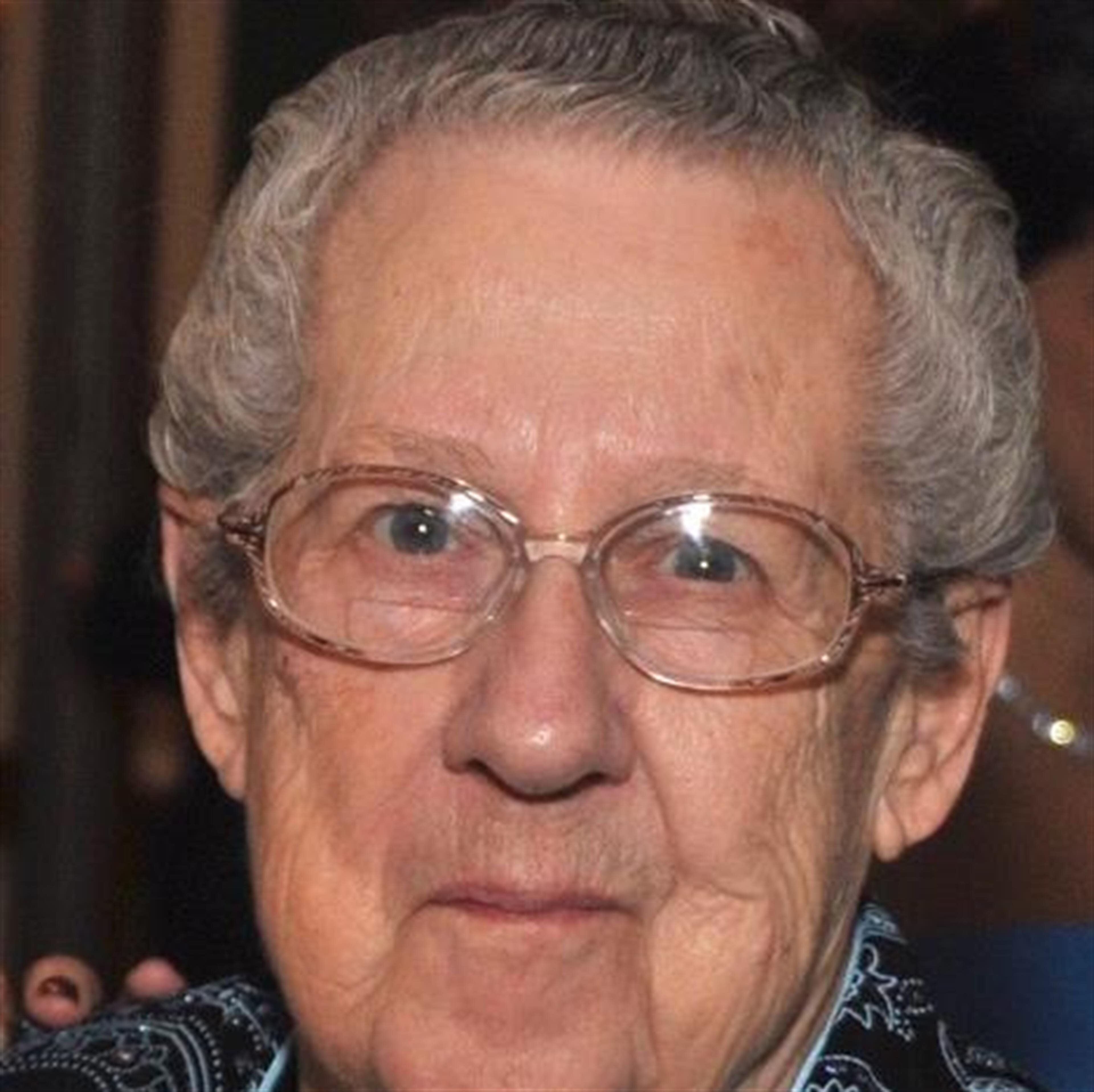 Evelyn Marie  Zmijewski