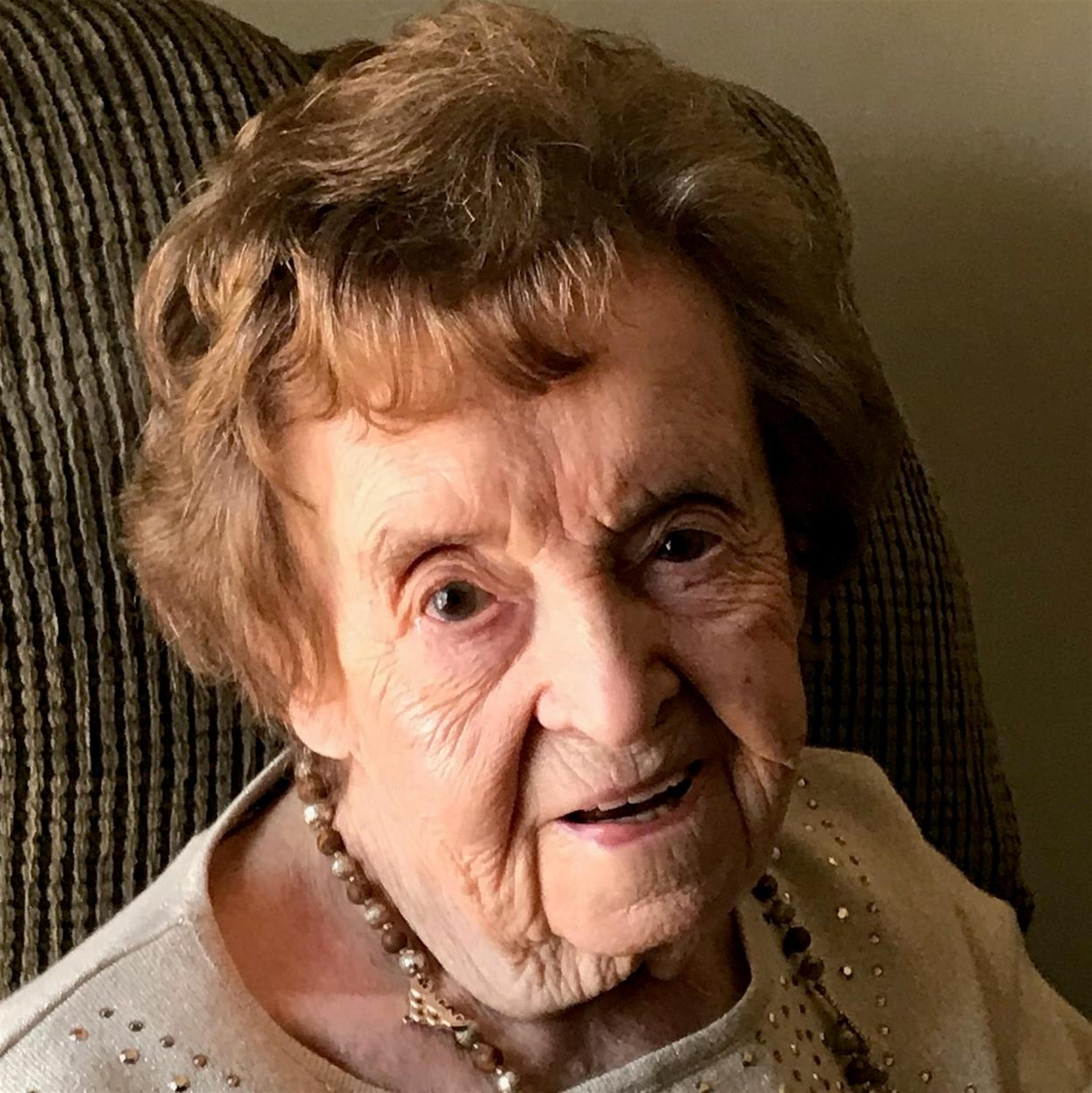 Evelyn Rose Wood