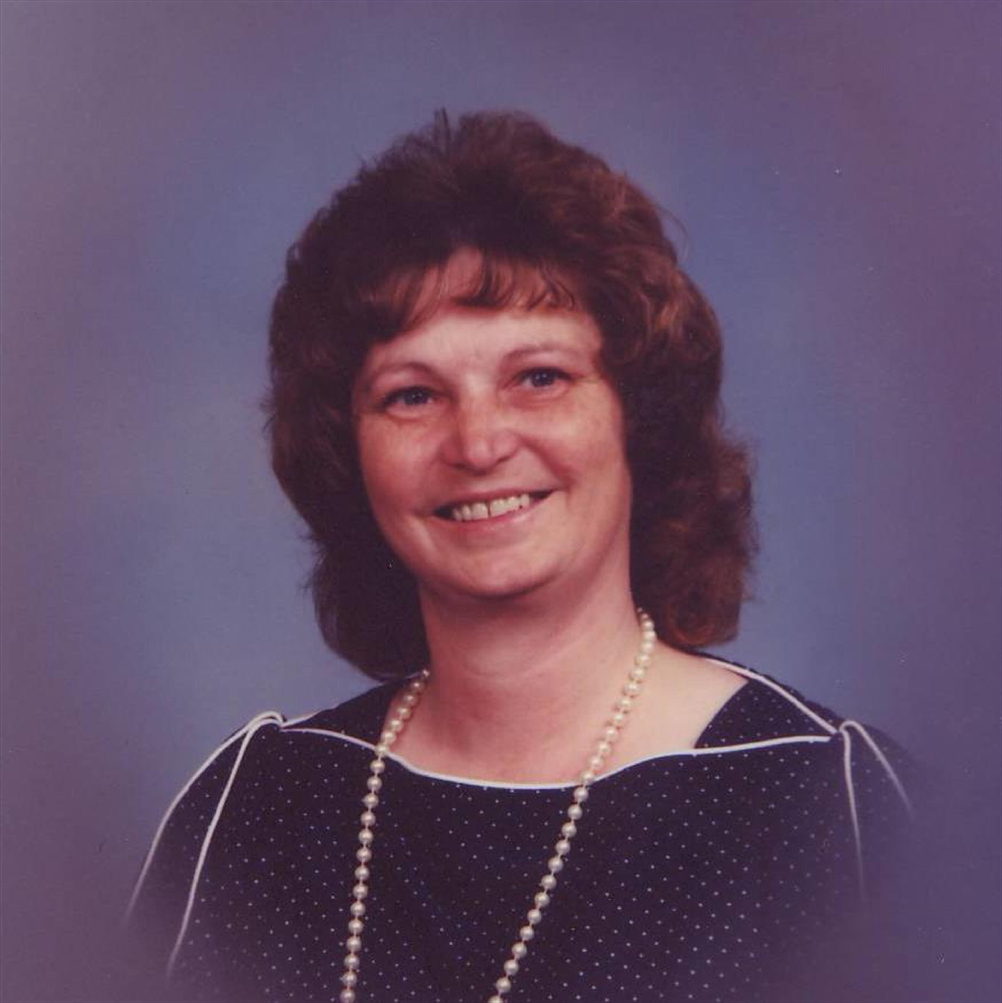 Julie Sien (Lebanon)