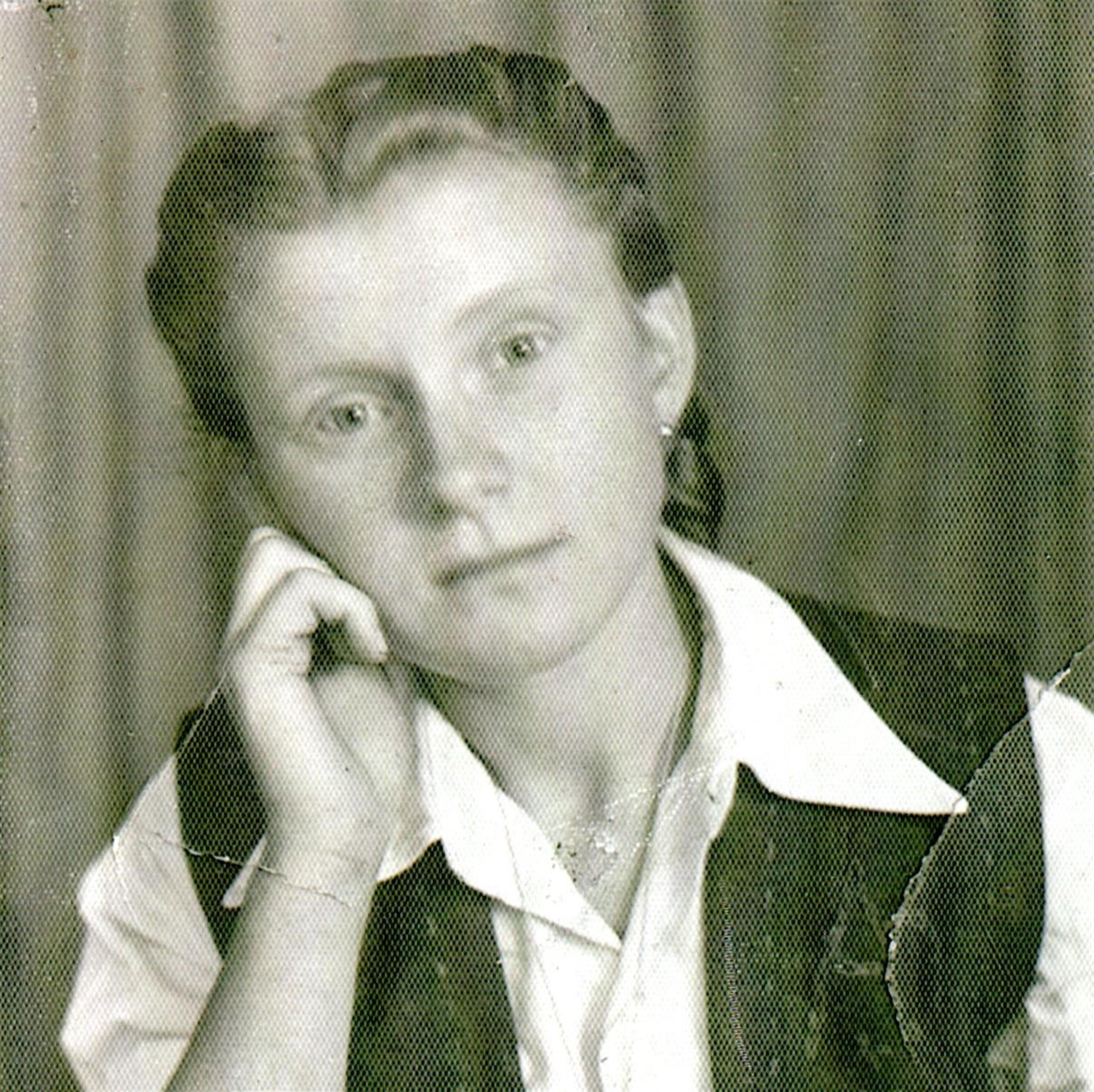 Ms. Anna Allen