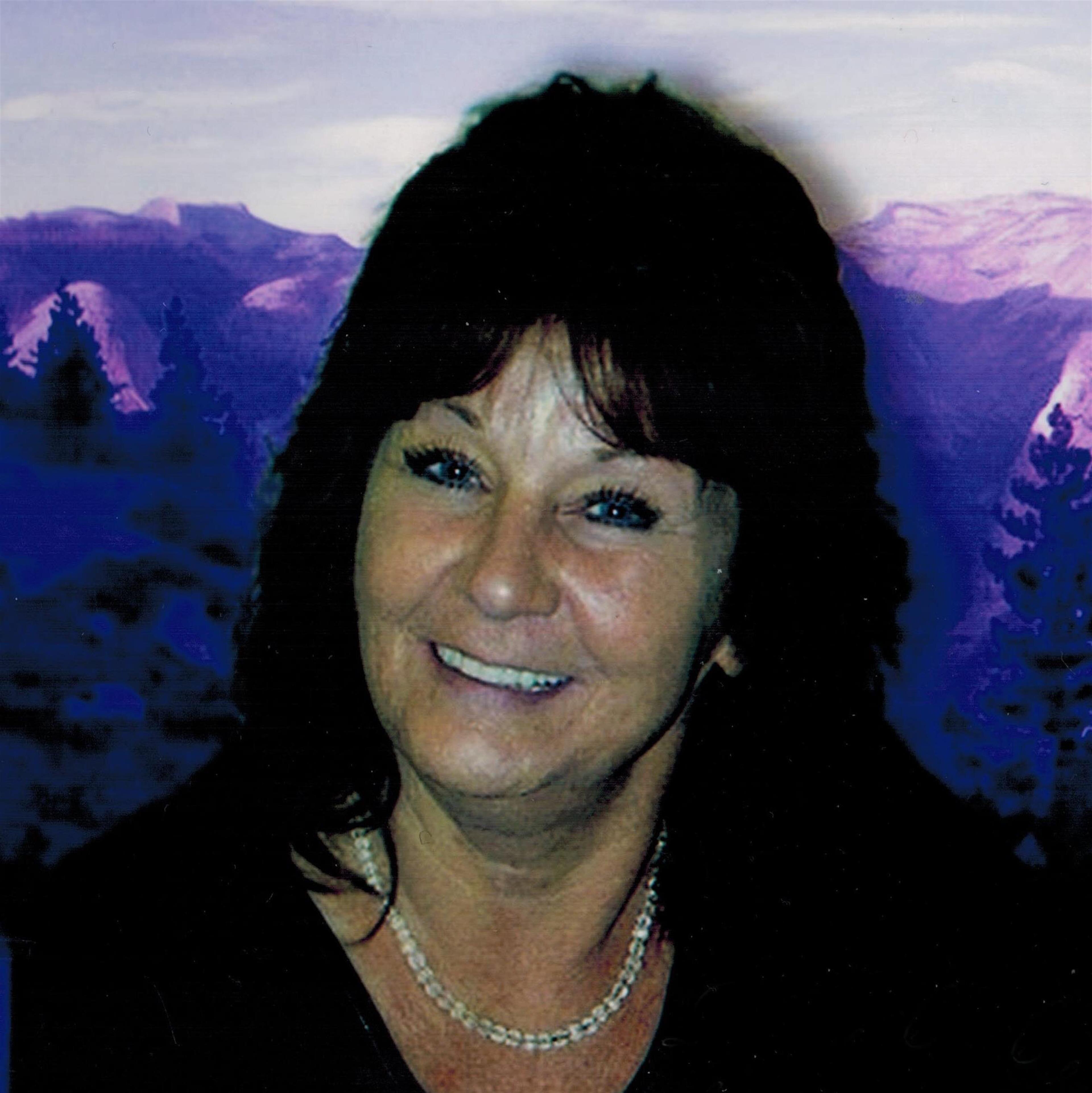 Valerie Lynn Russell