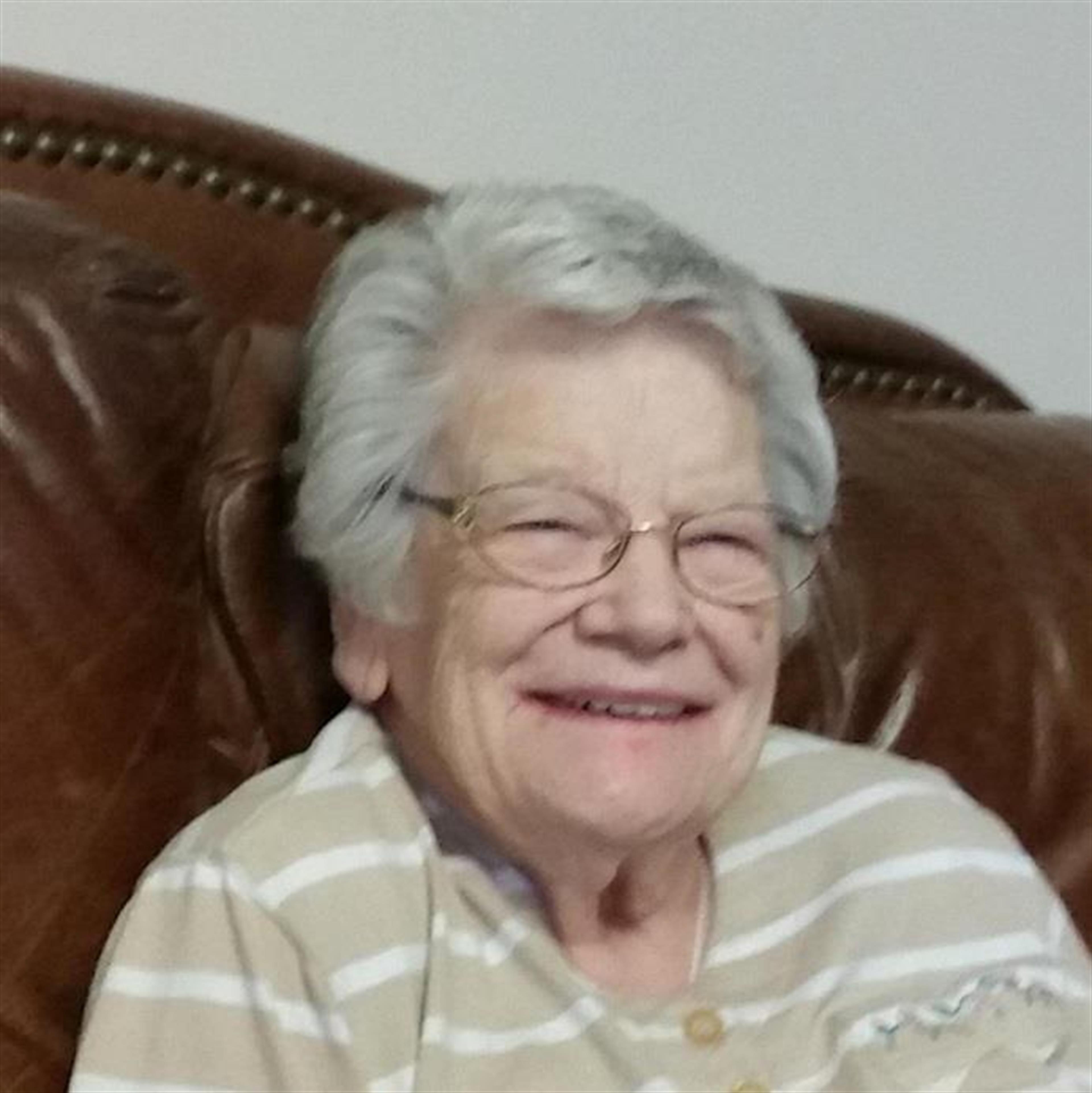 Julia Jean Hoops Munger