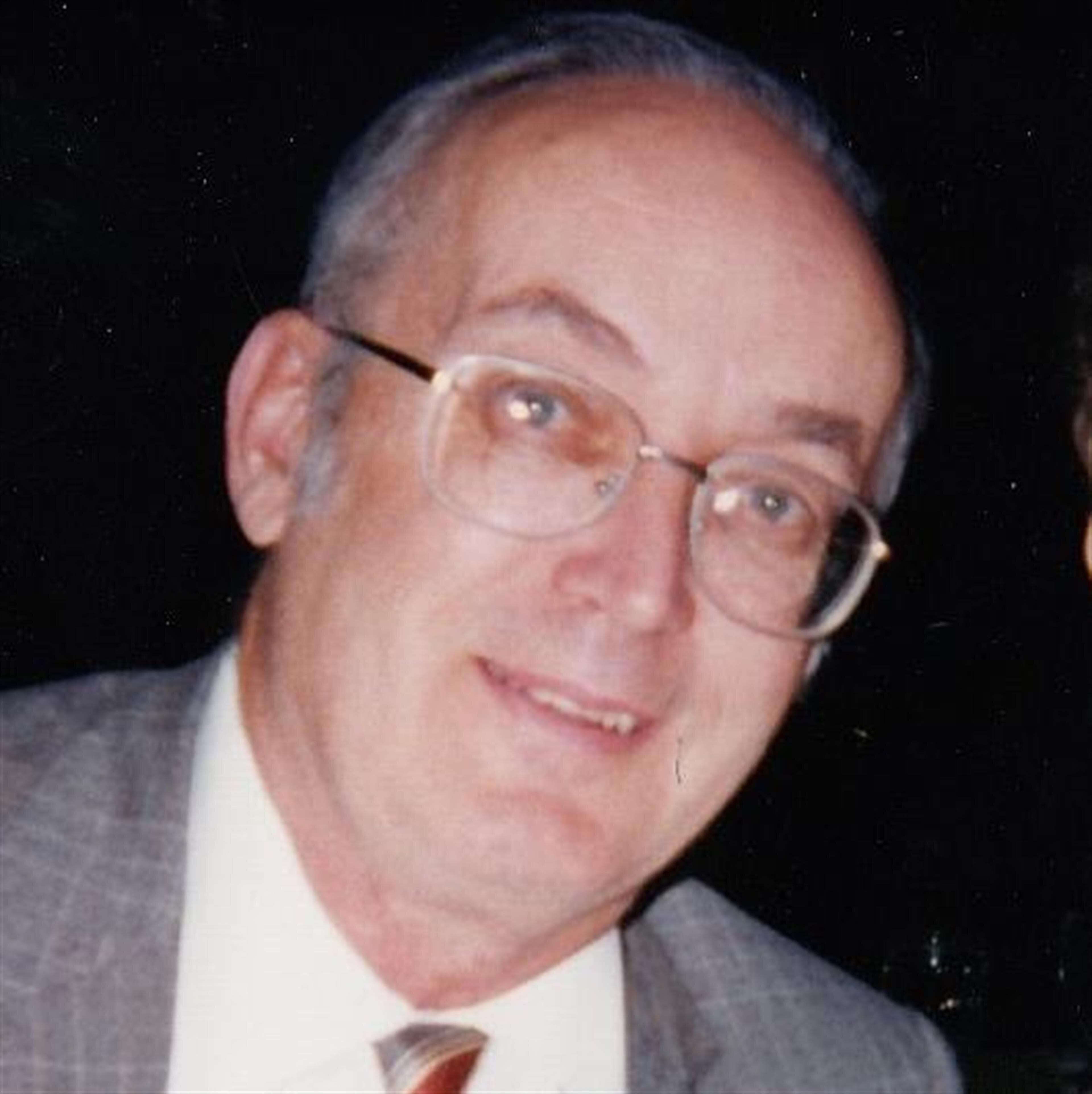 Larry Ronald McElvain